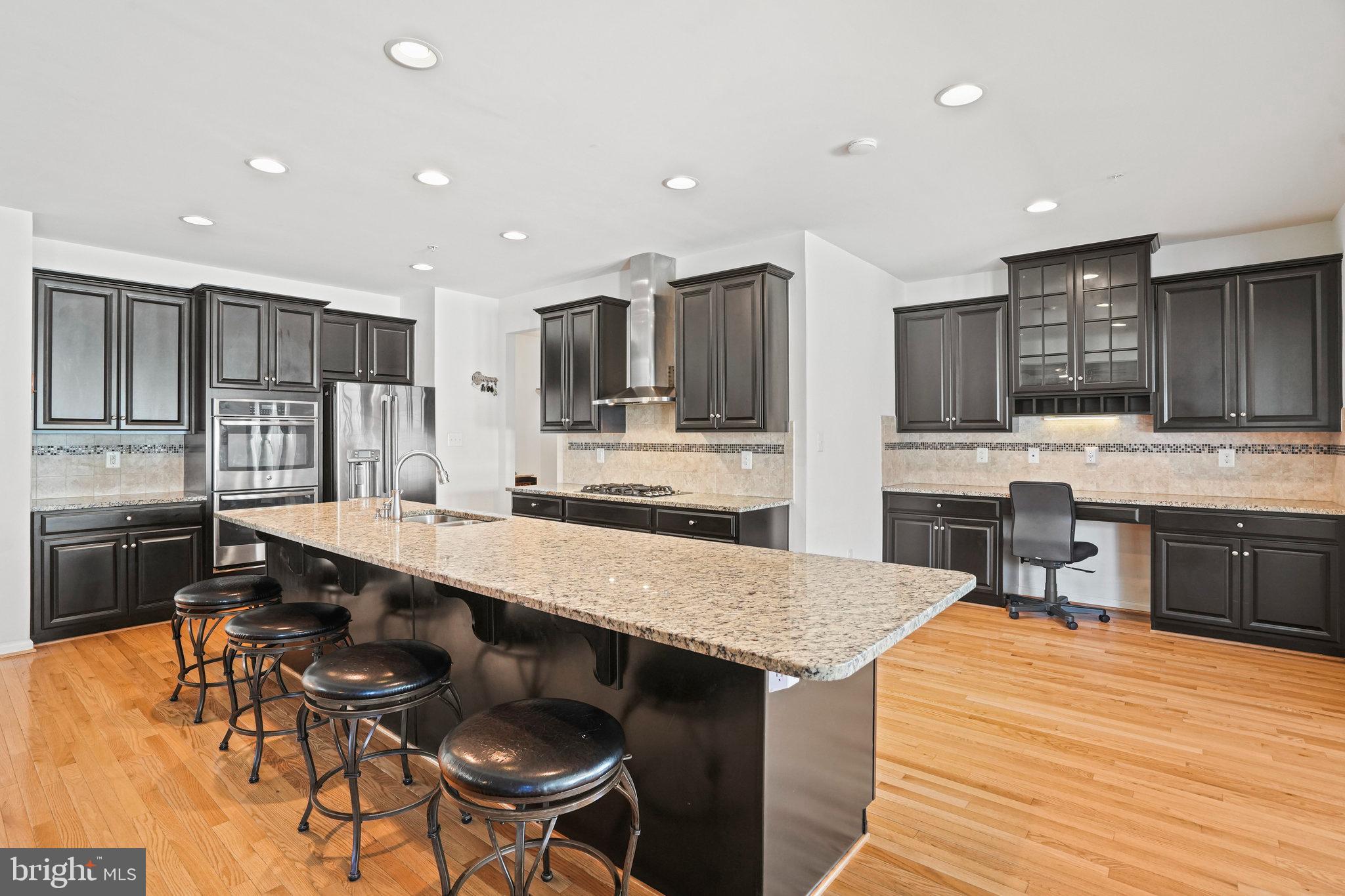 4208 CAMBERWELL LANE