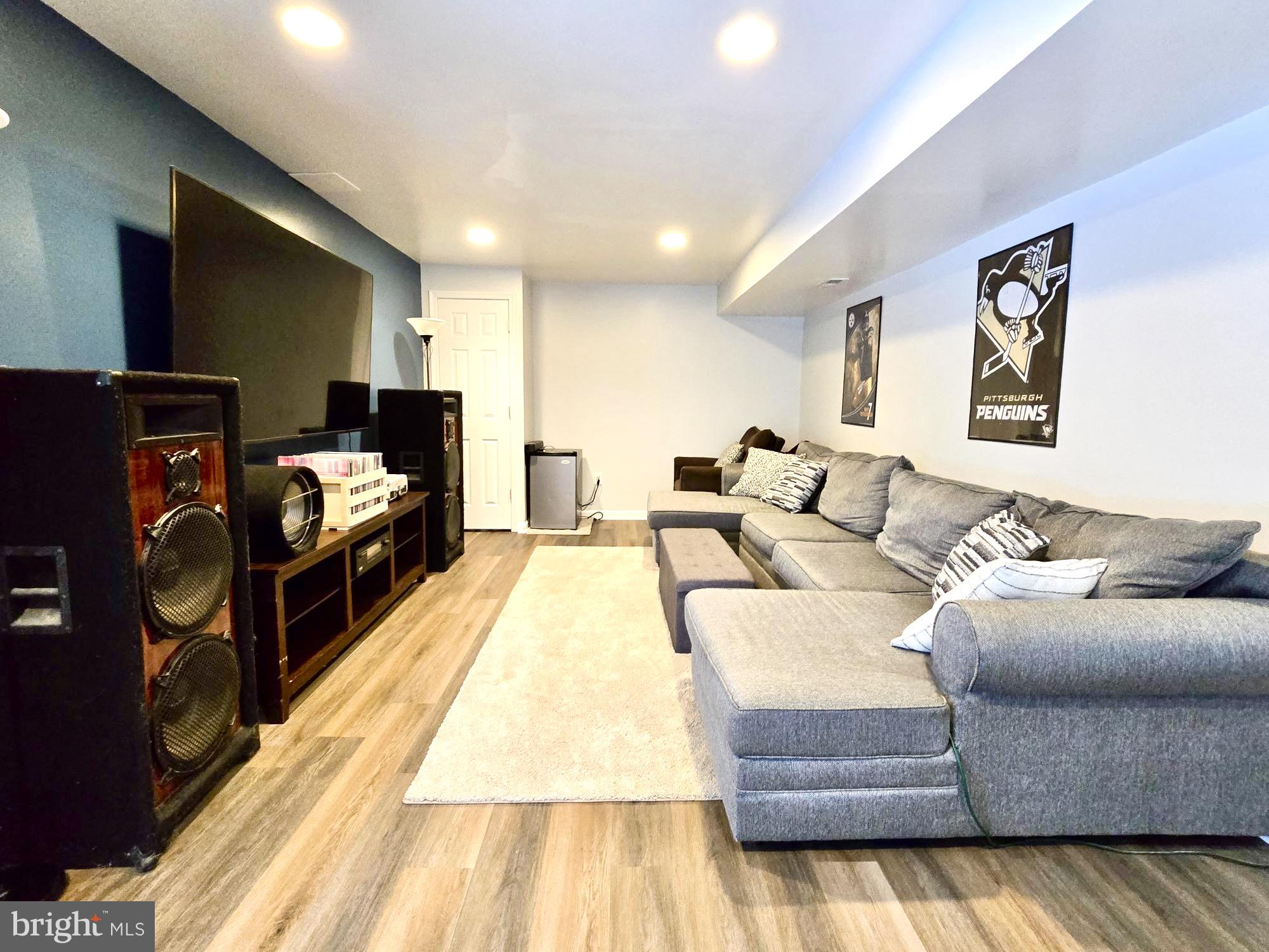 EMERALD HILLS ESTATES - Residential