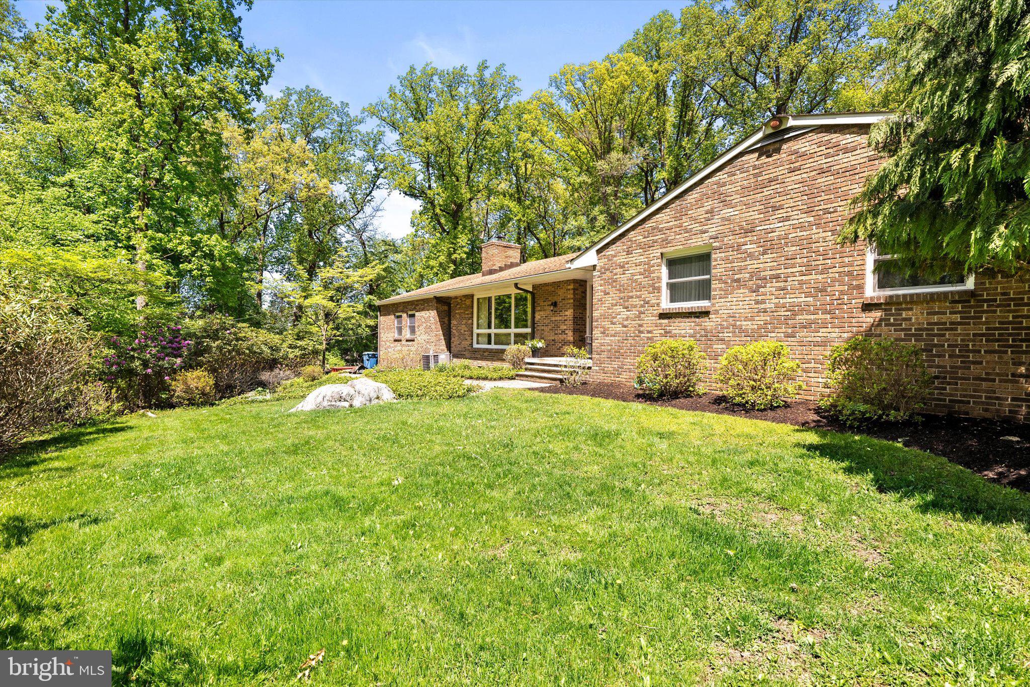 98 SNYDERTOWN ROAD