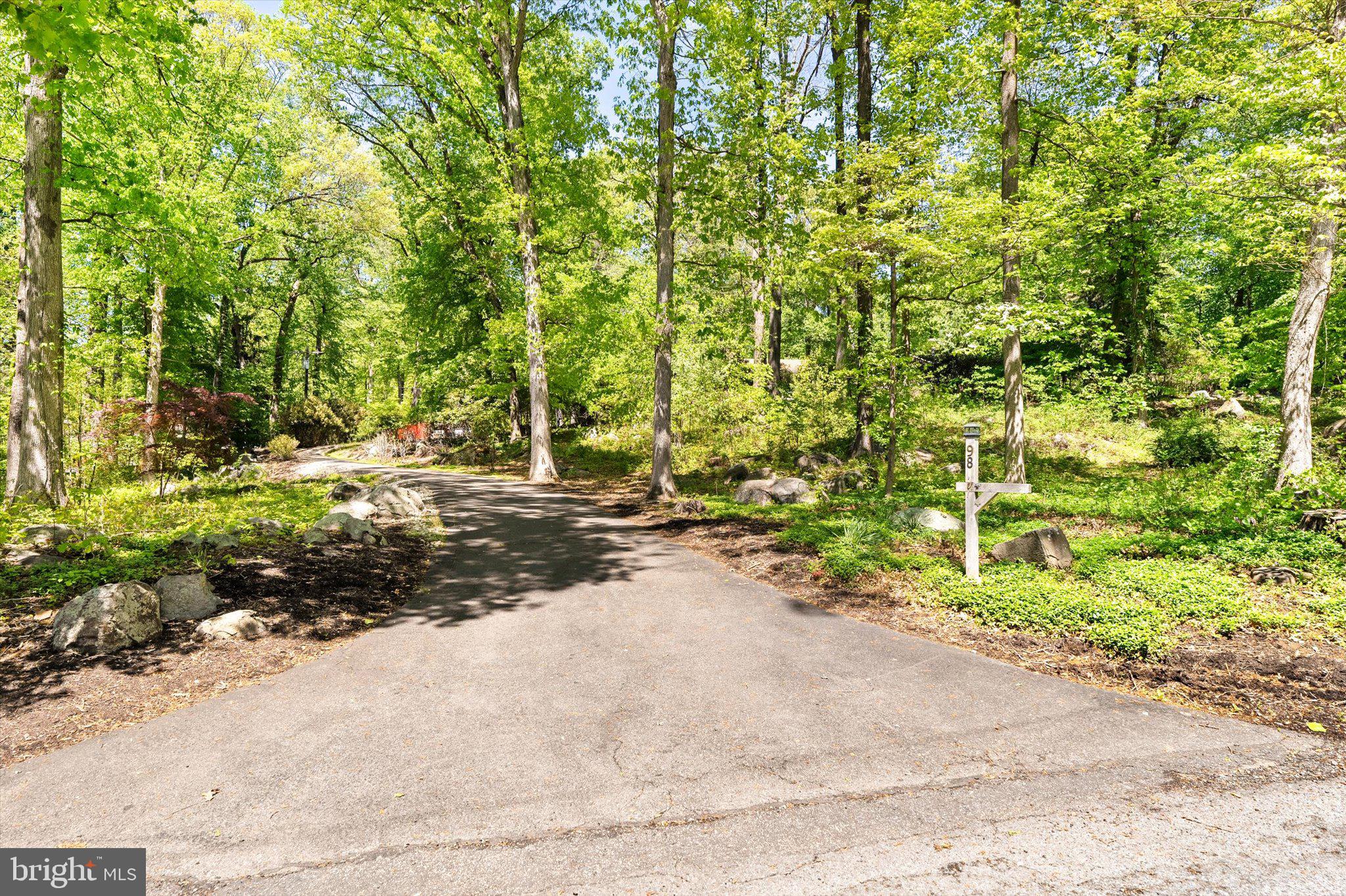98 SNYDERTOWN ROAD
