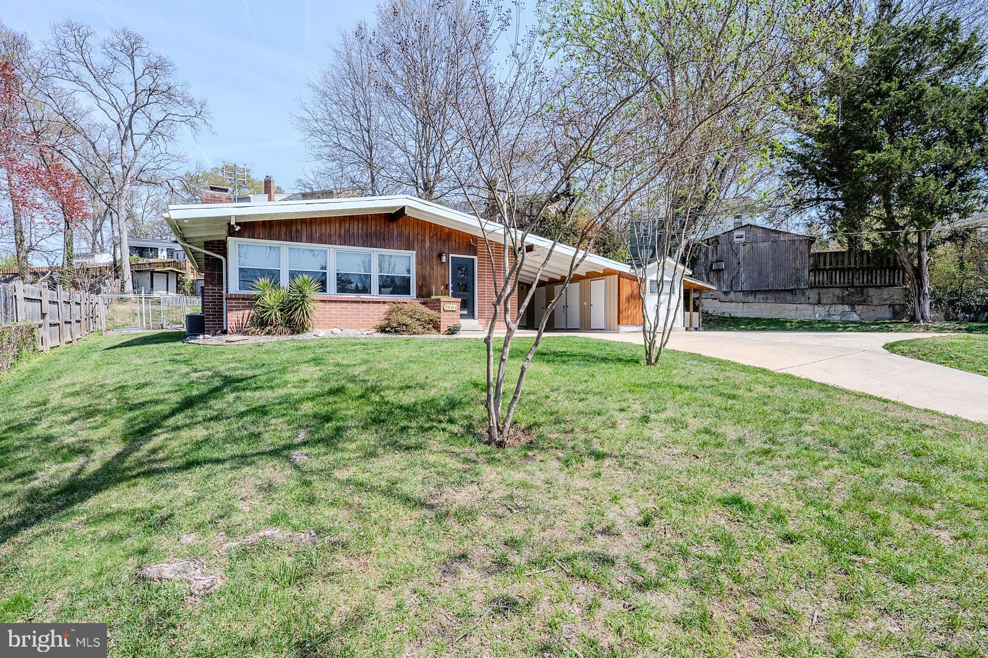 2904 FARMINGTON DRIVE