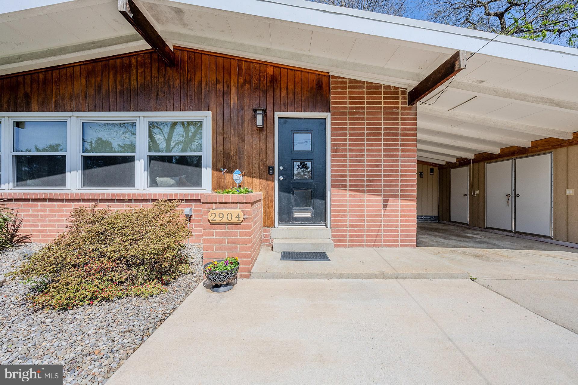 2904 FARMINGTON DRIVE