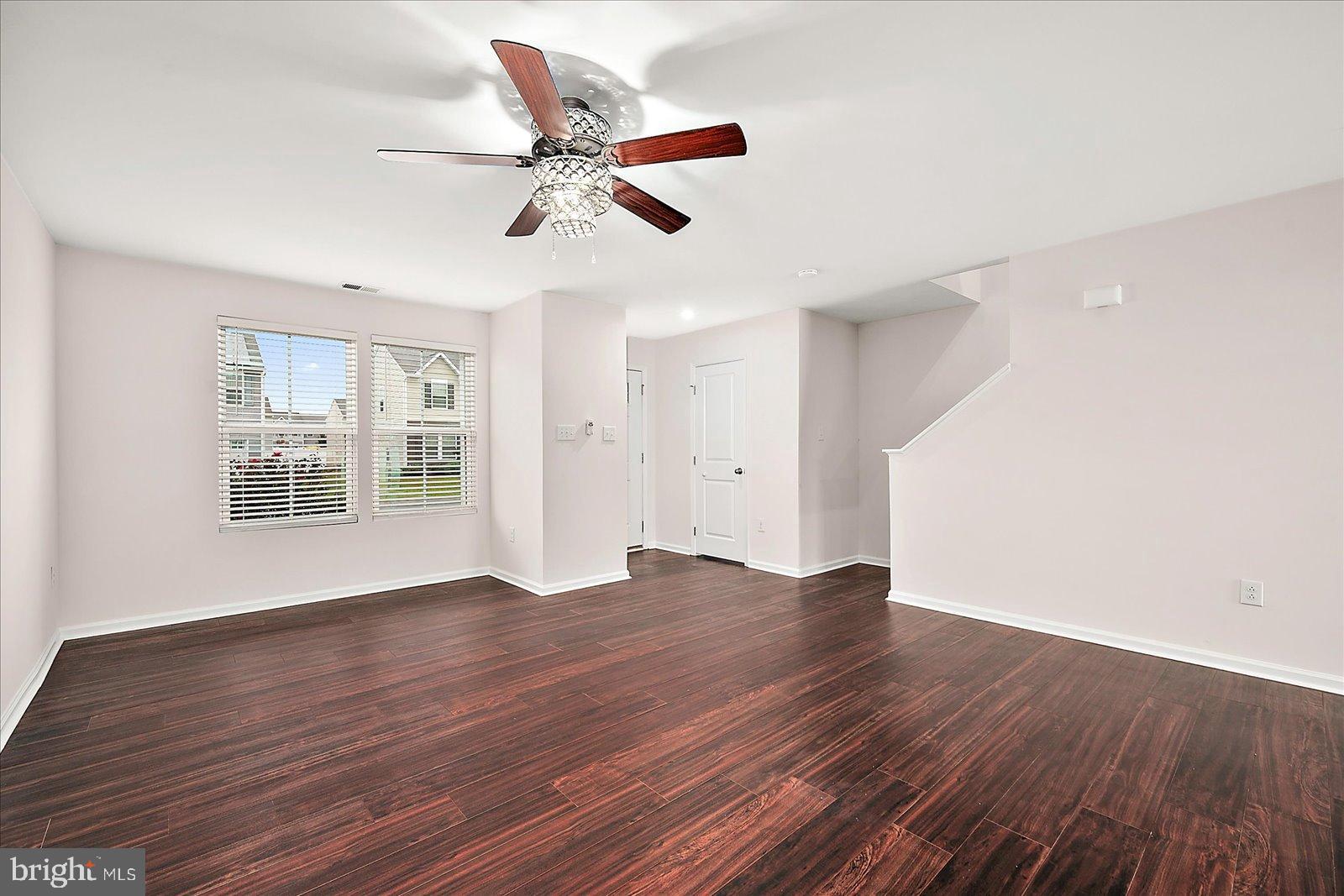 YORKSHIRE ESTATES - Residential