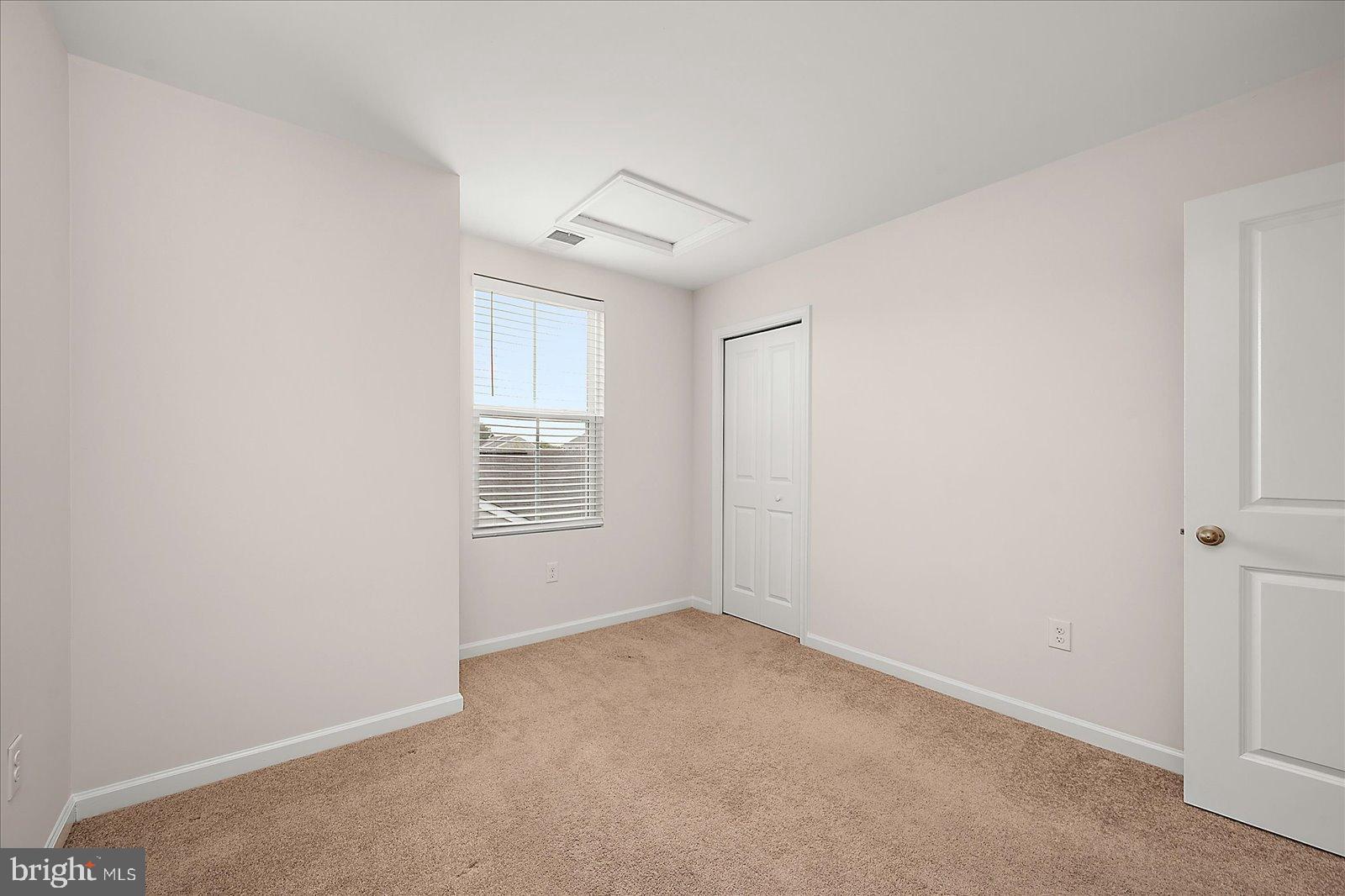 YORKSHIRE ESTATES - Residential