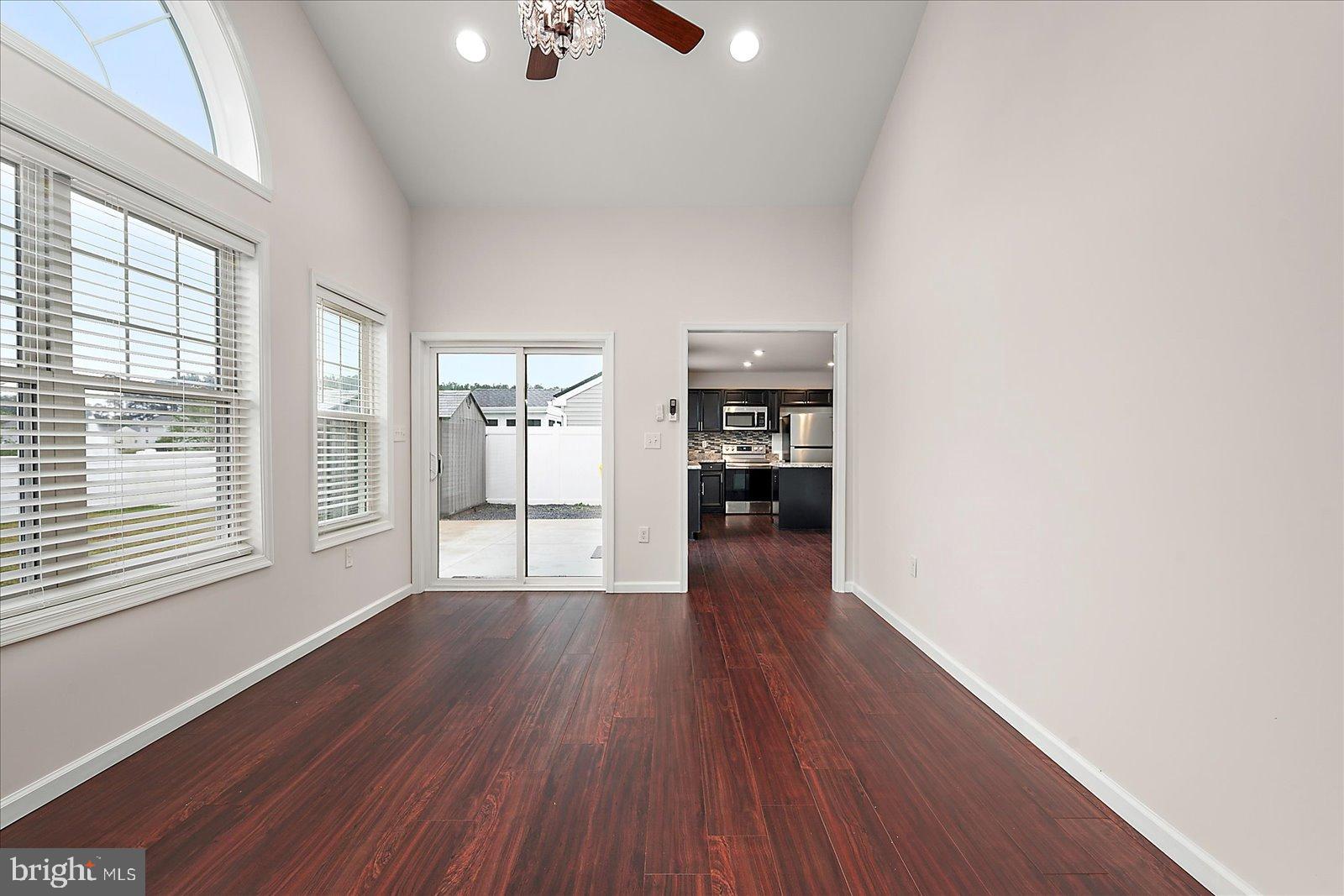 YORKSHIRE ESTATES - Residential