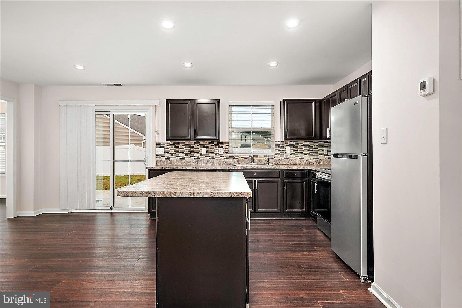 YORKSHIRE ESTATES - Residential