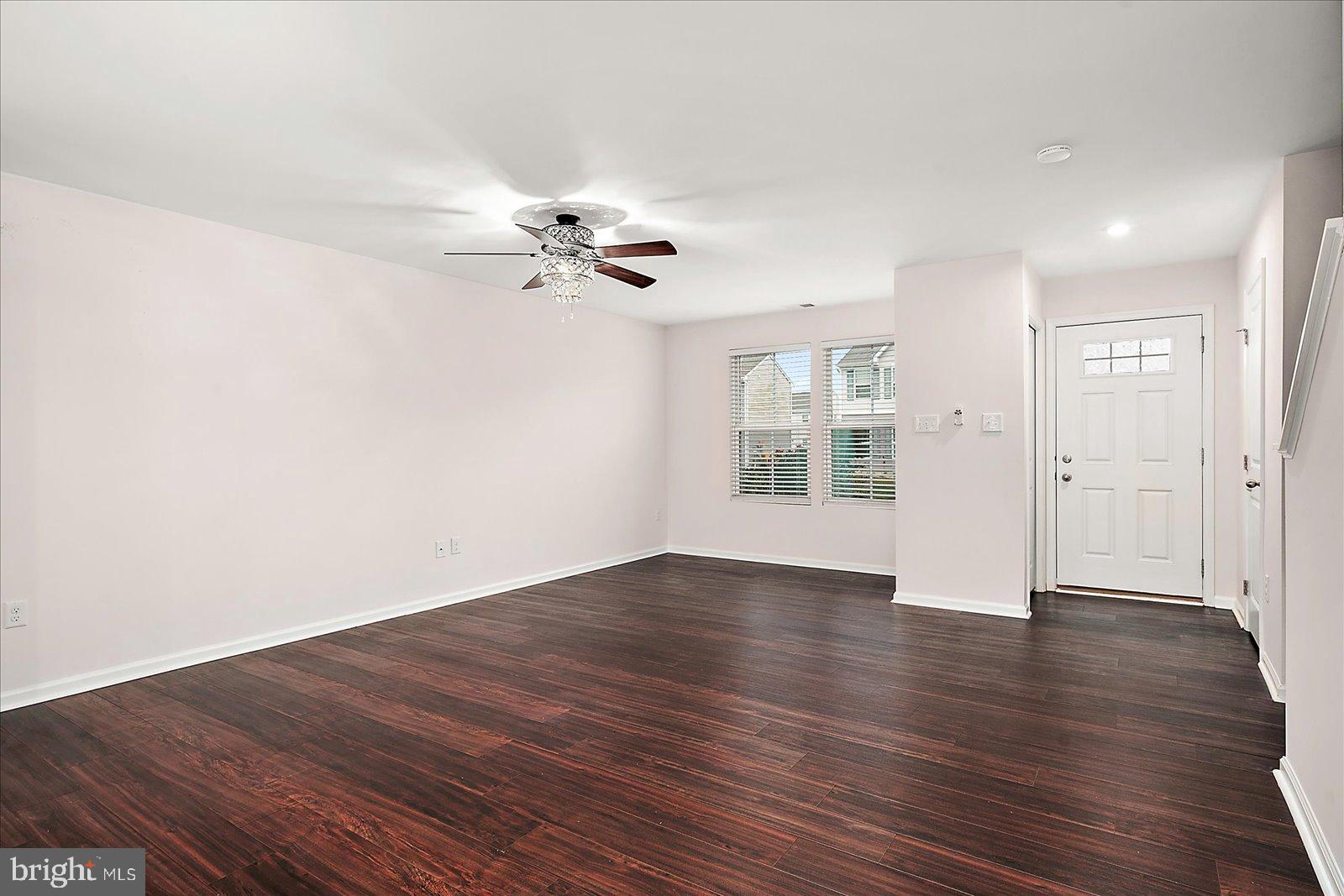 YORKSHIRE ESTATES - Residential