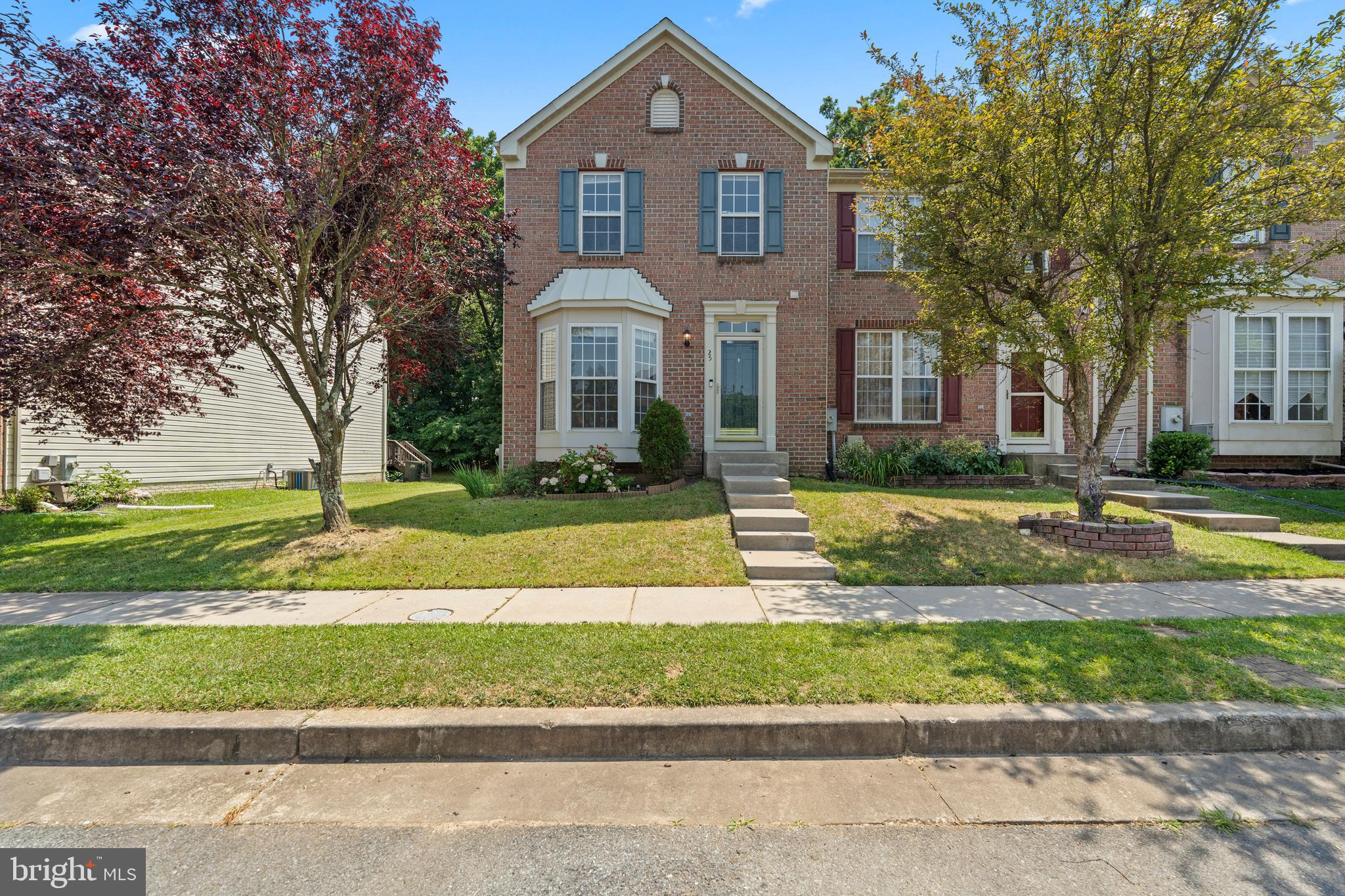 EATON SQUARE - Residential Lease