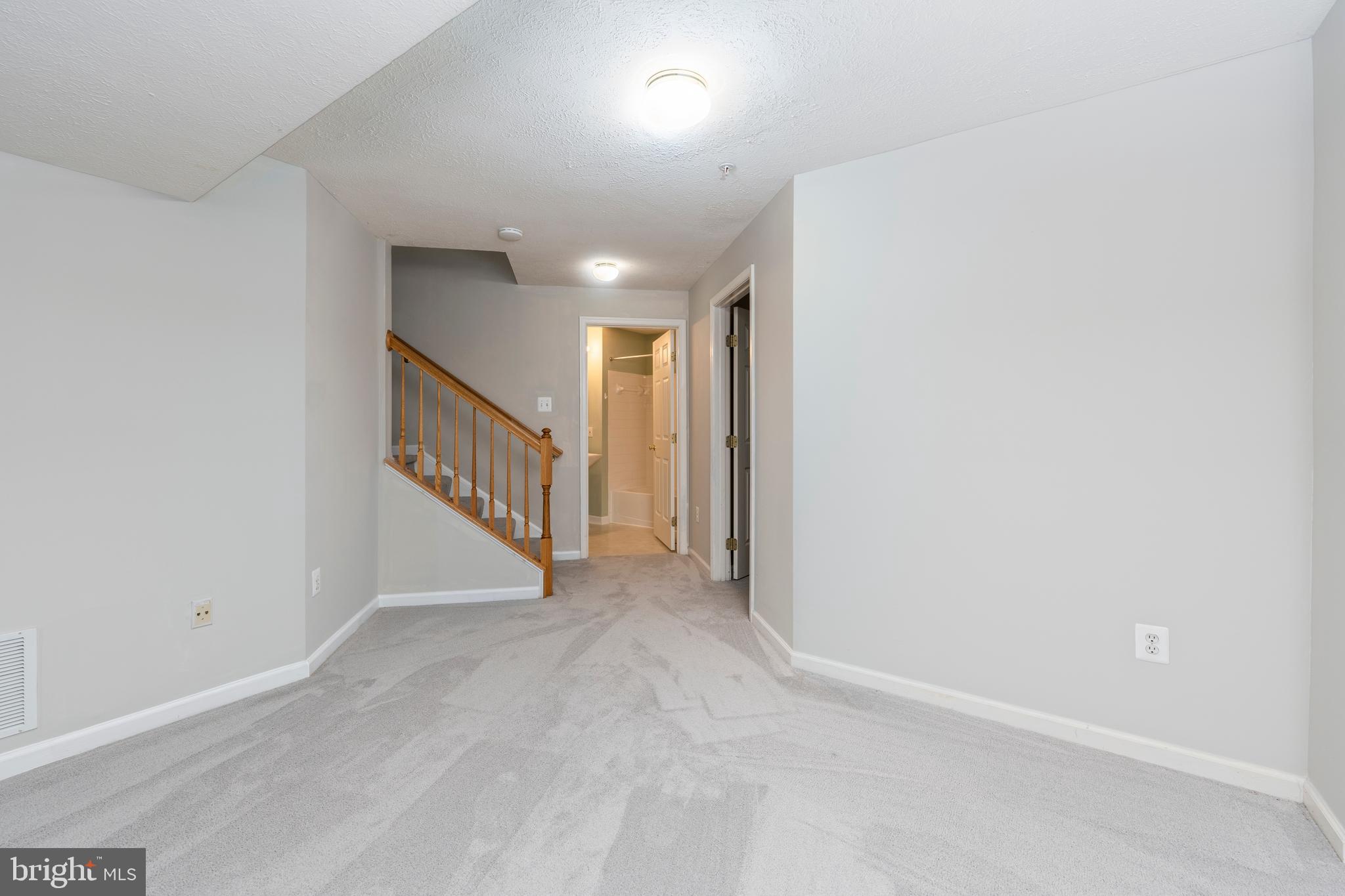 EATON SQUARE - Residential Lease