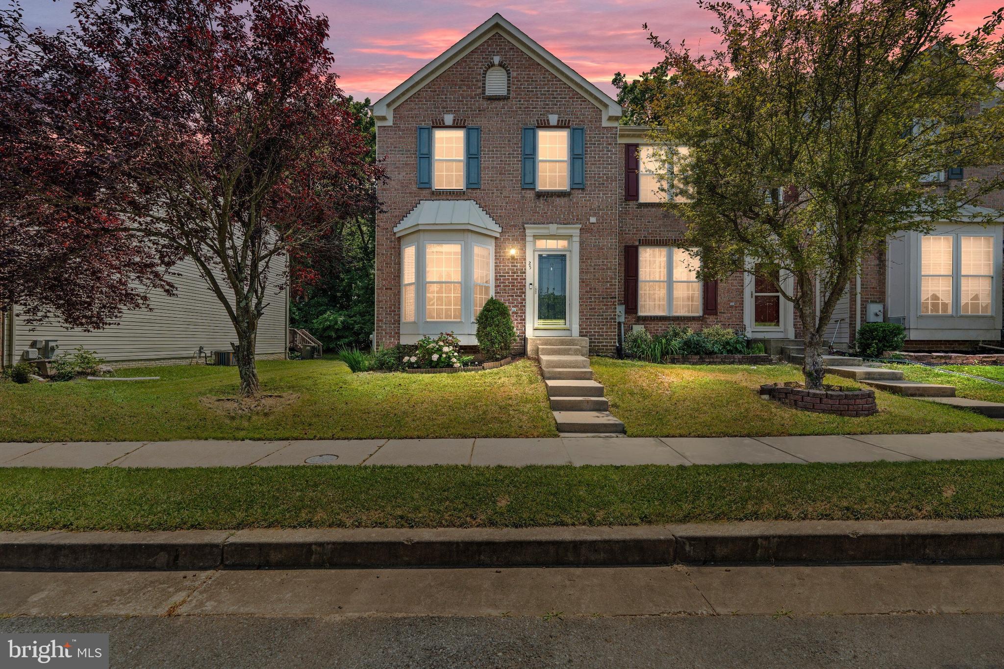 EATON SQUARE - Residential Lease