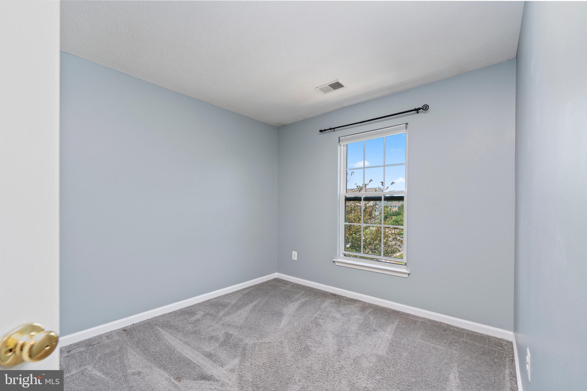 EATON SQUARE - Residential Lease