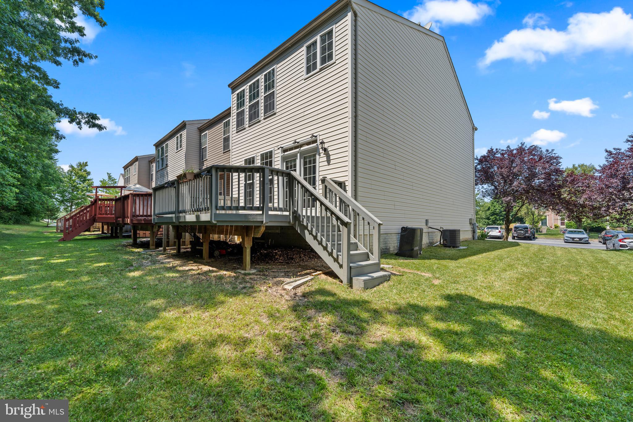 EATON SQUARE - Residential Lease