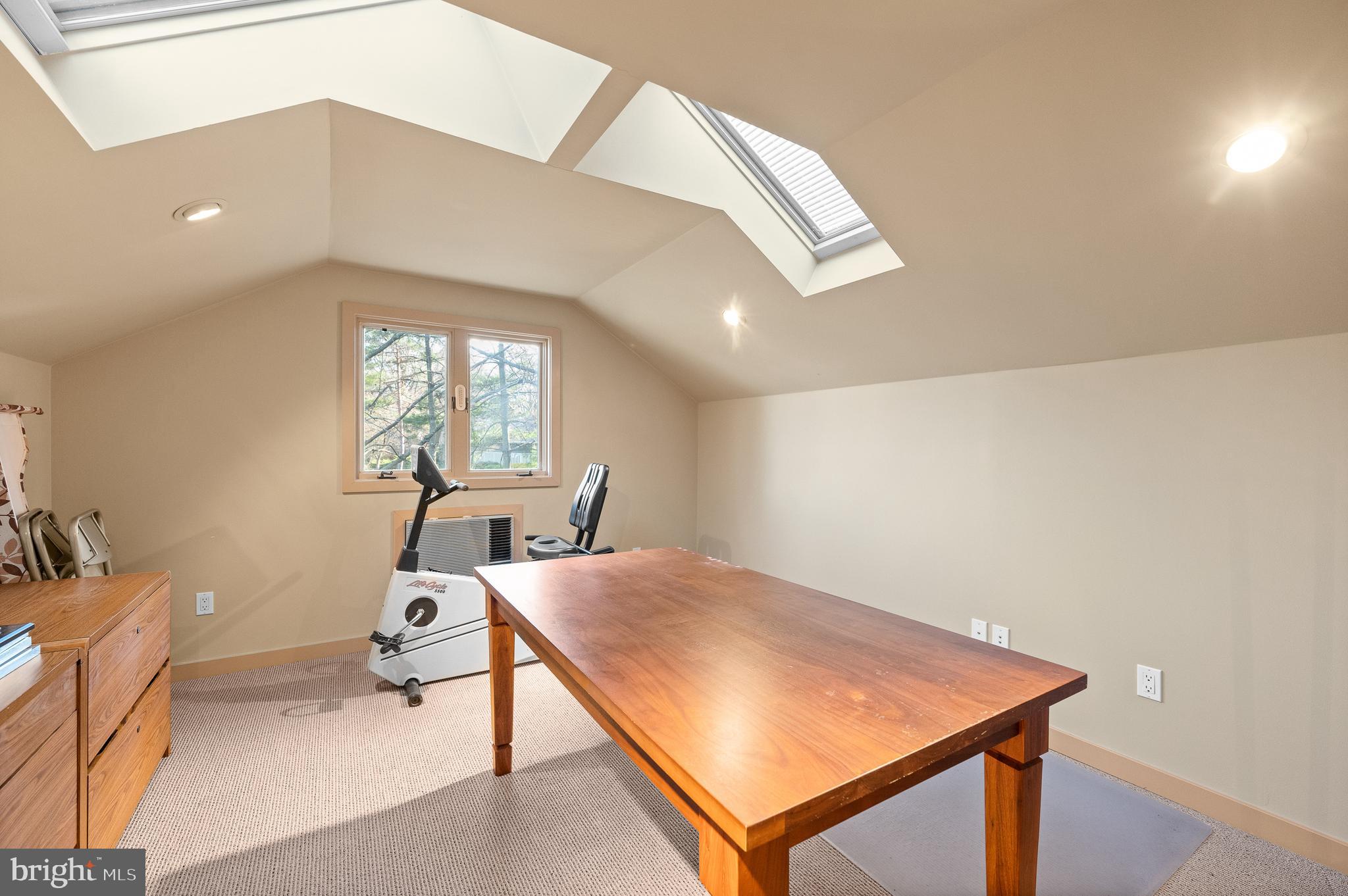 HERMITAGE - Residential