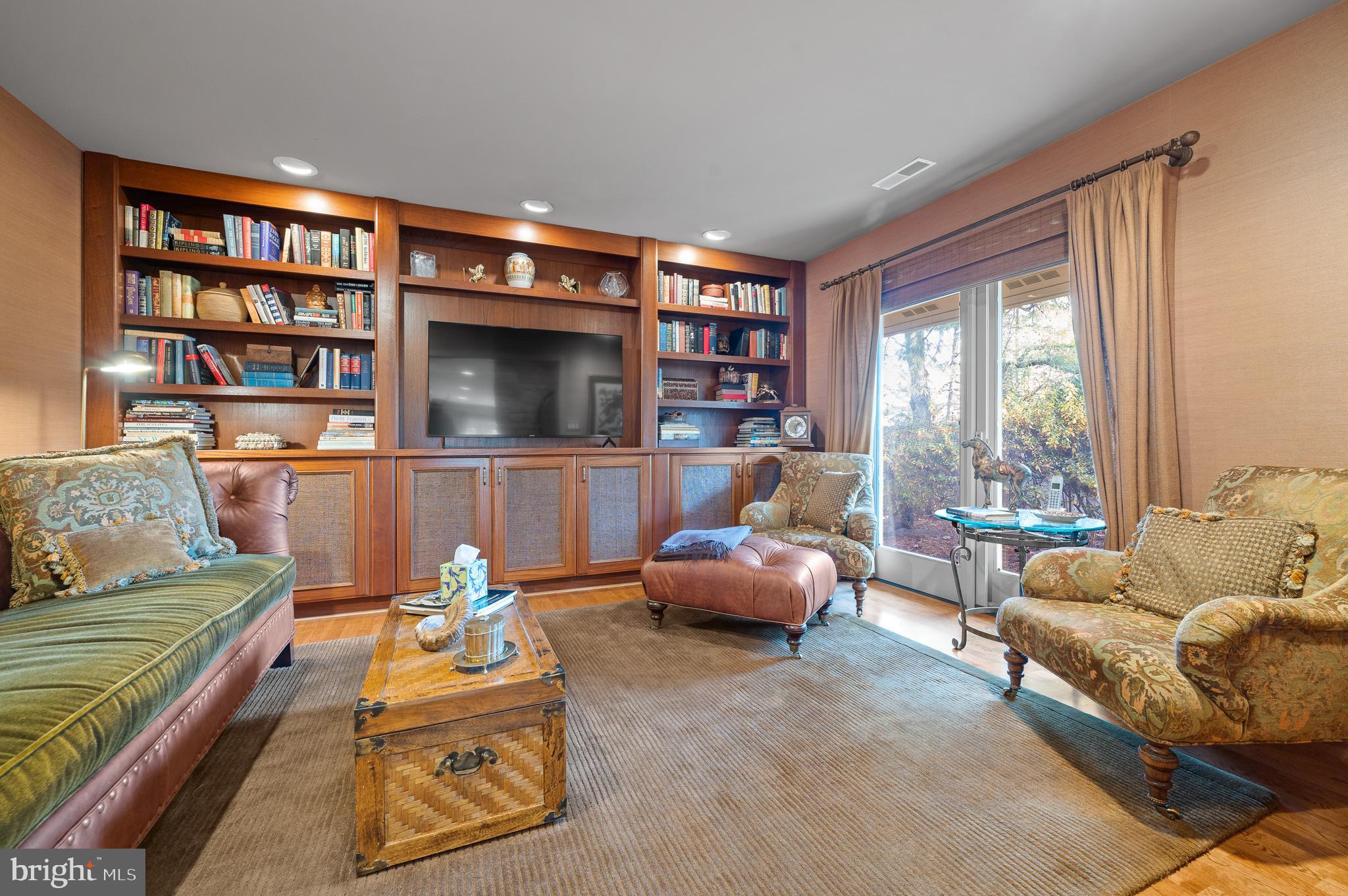 HERMITAGE - Residential