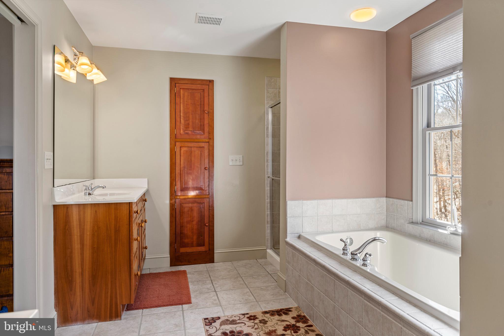 ABELLS RIDGE - Residential