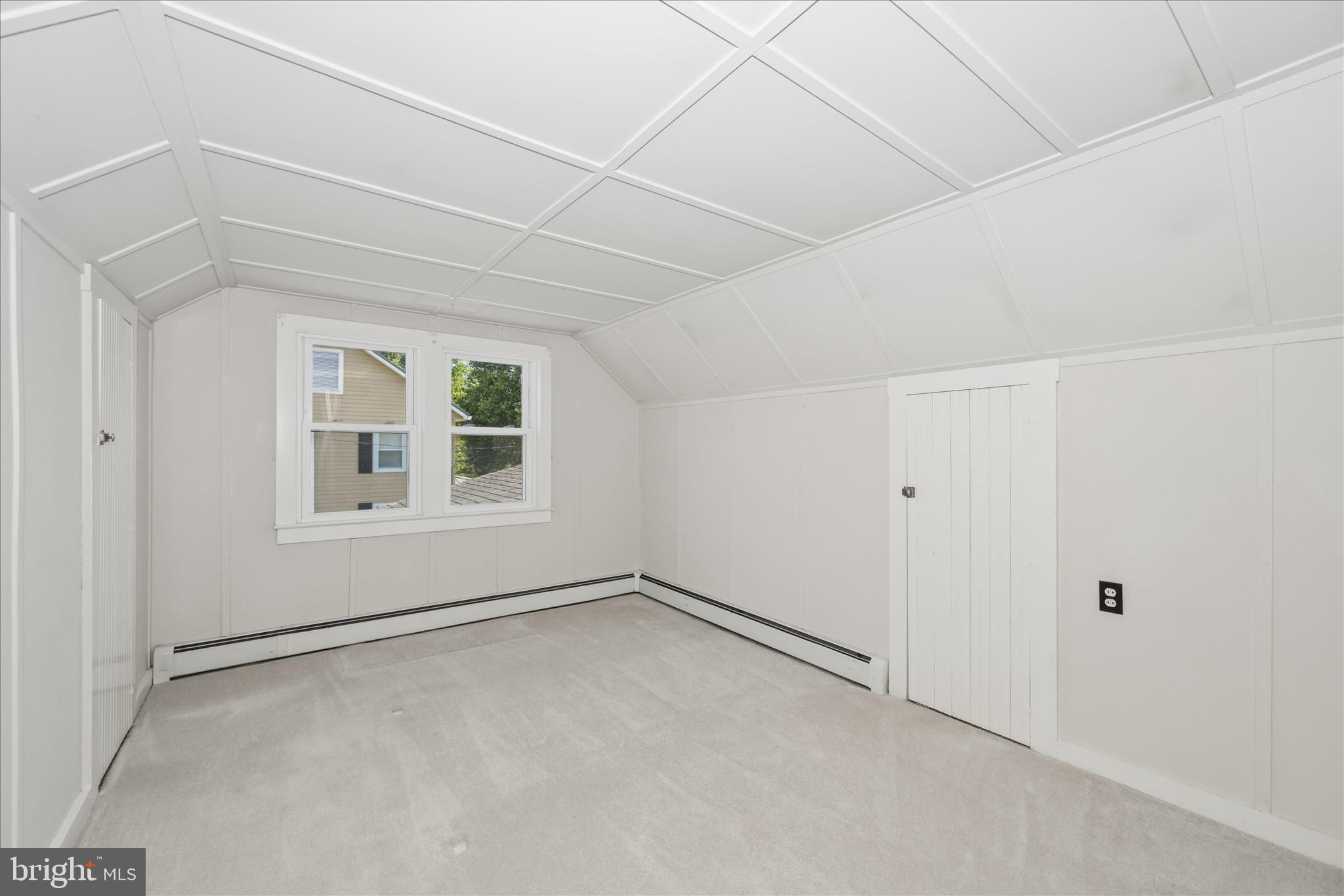 LEWISTOWN - Residential