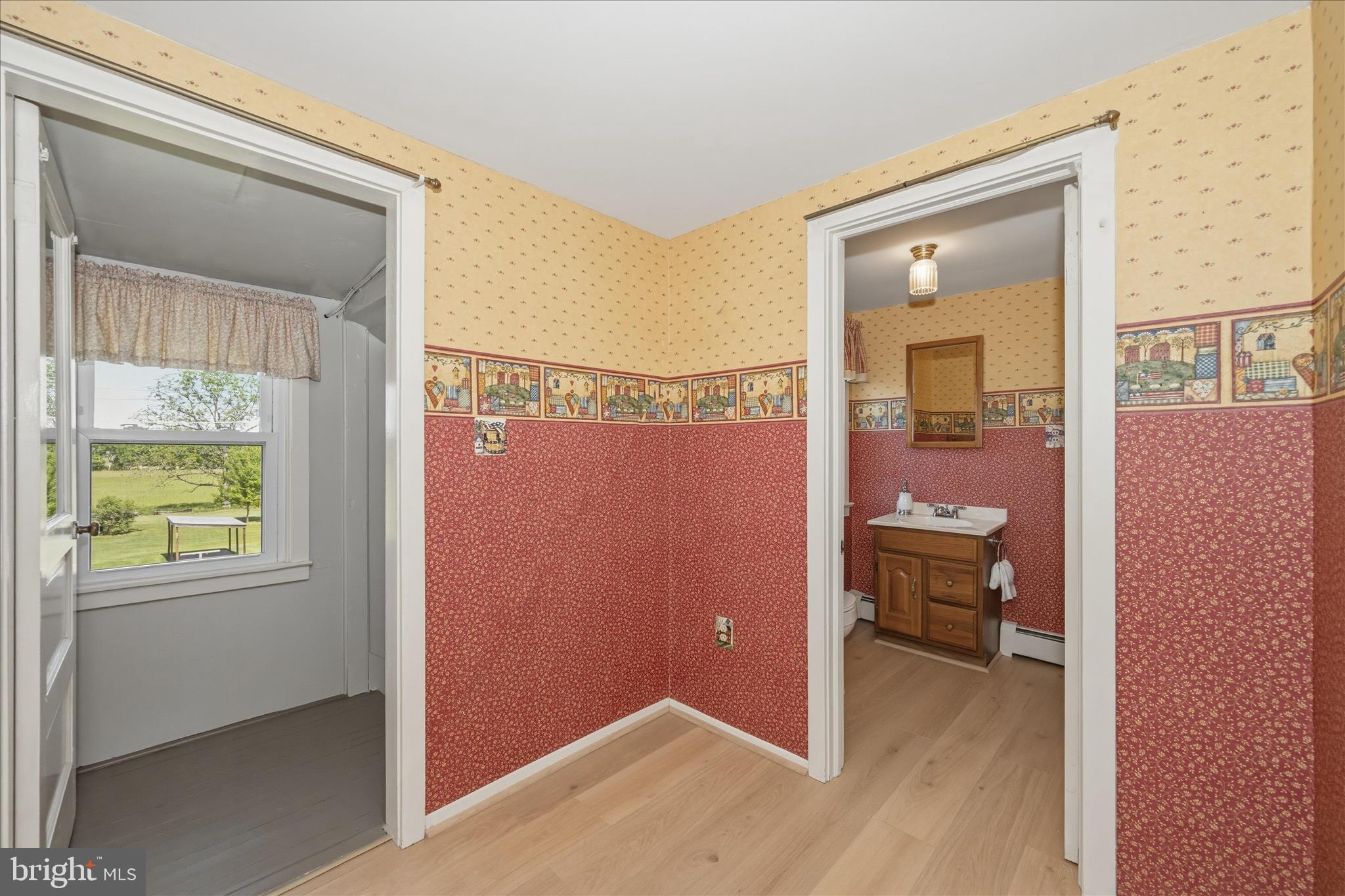 LEWISTOWN - Residential