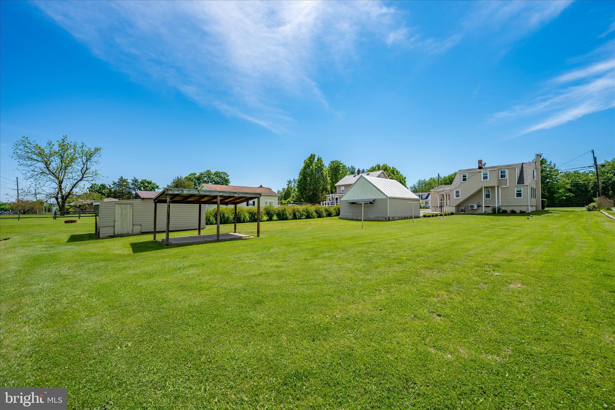 LEWISTOWN - Residential