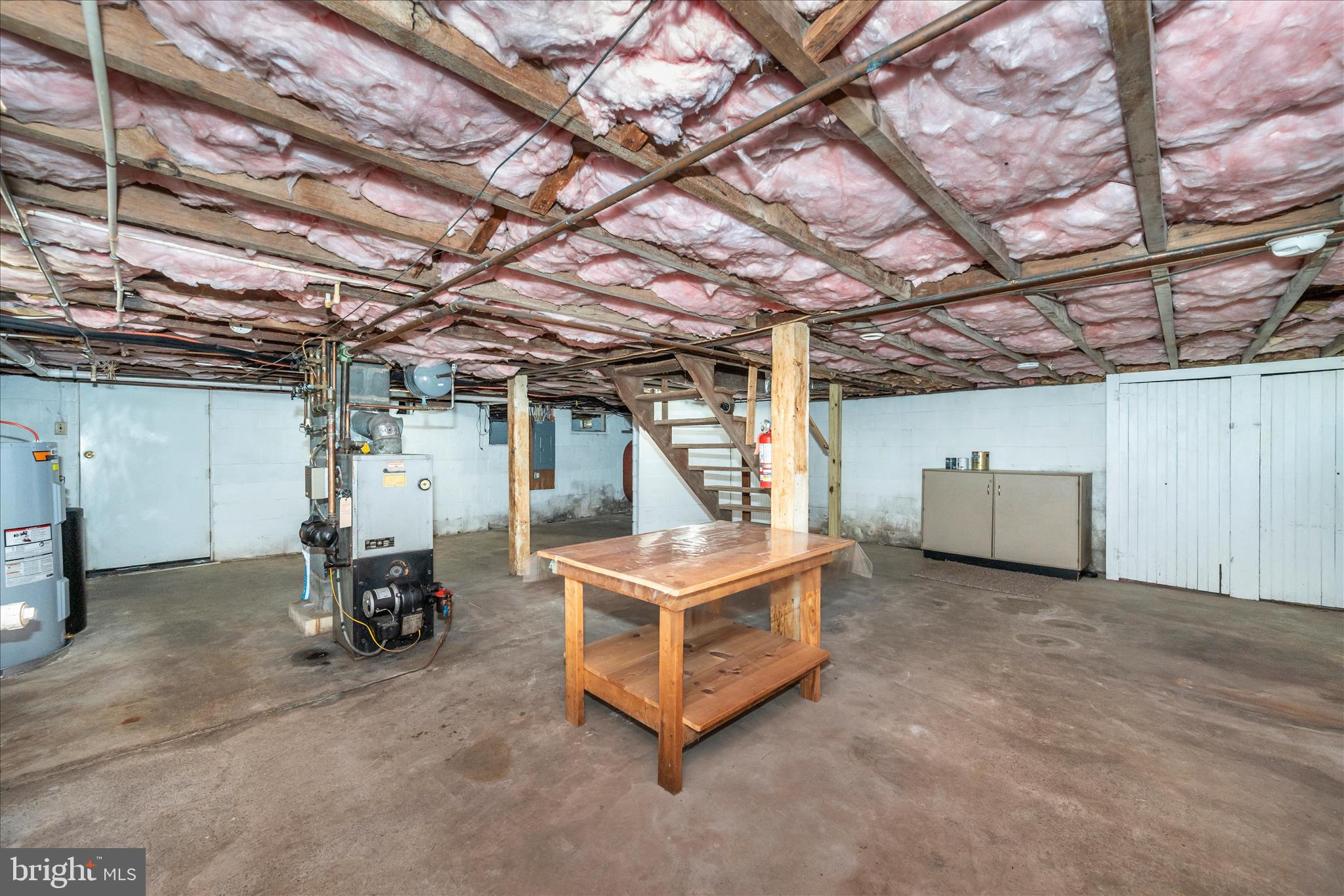 LEWISTOWN - Residential