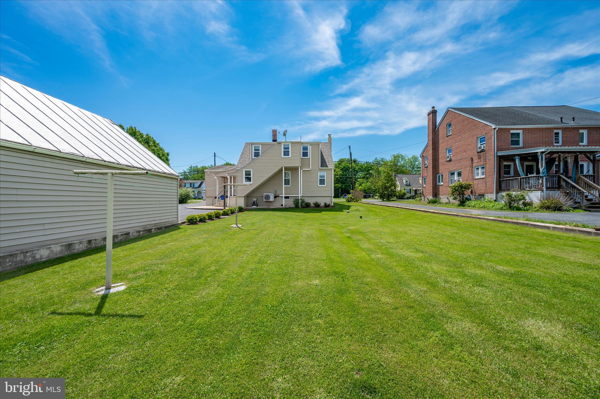 LEWISTOWN - Residential
