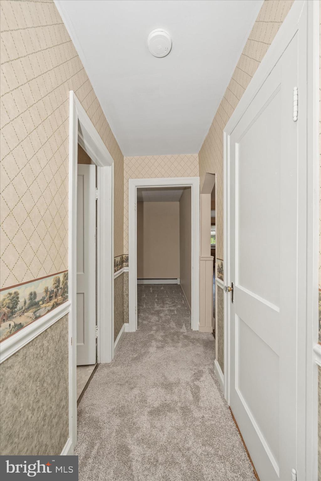 LEWISTOWN - Residential