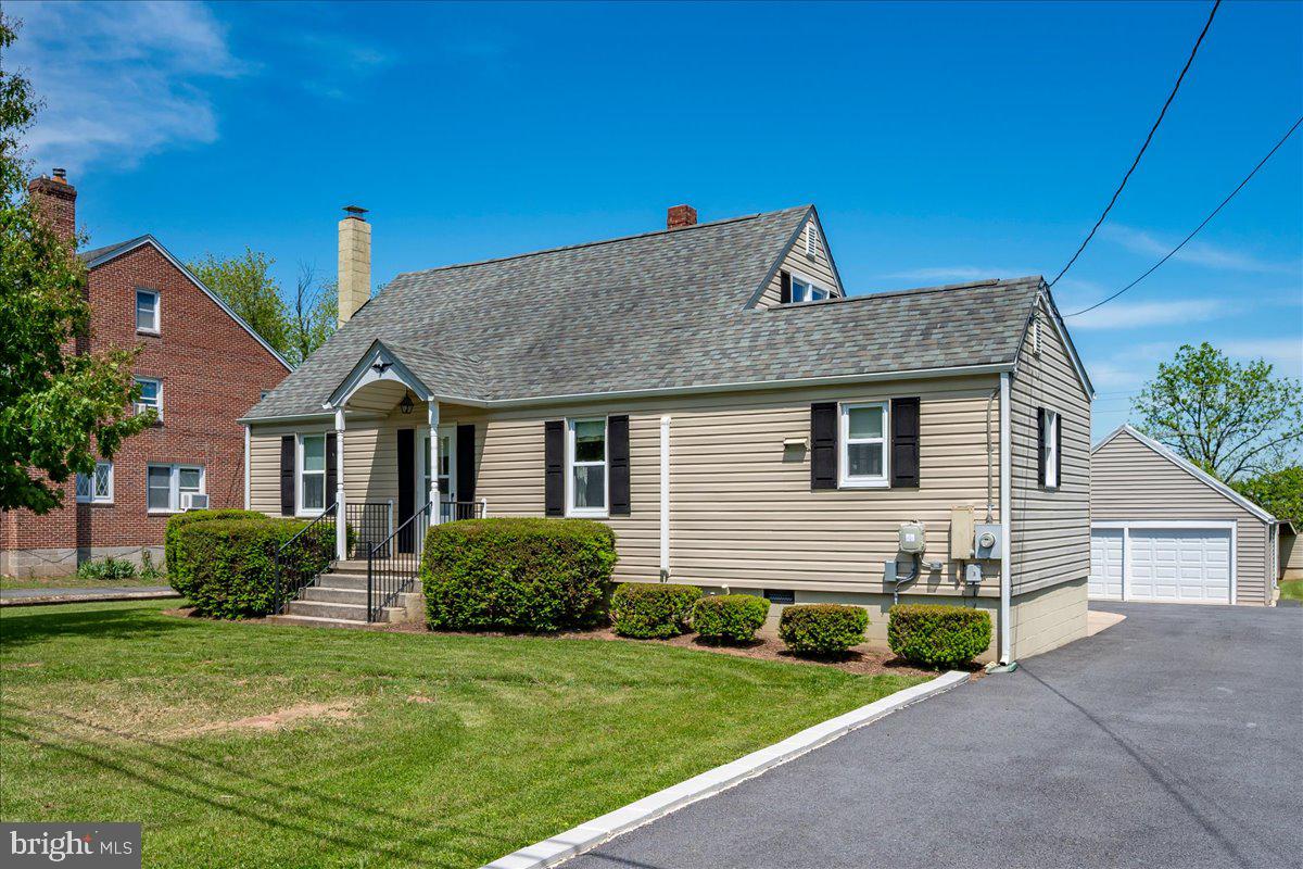 LEWISTOWN - Residential