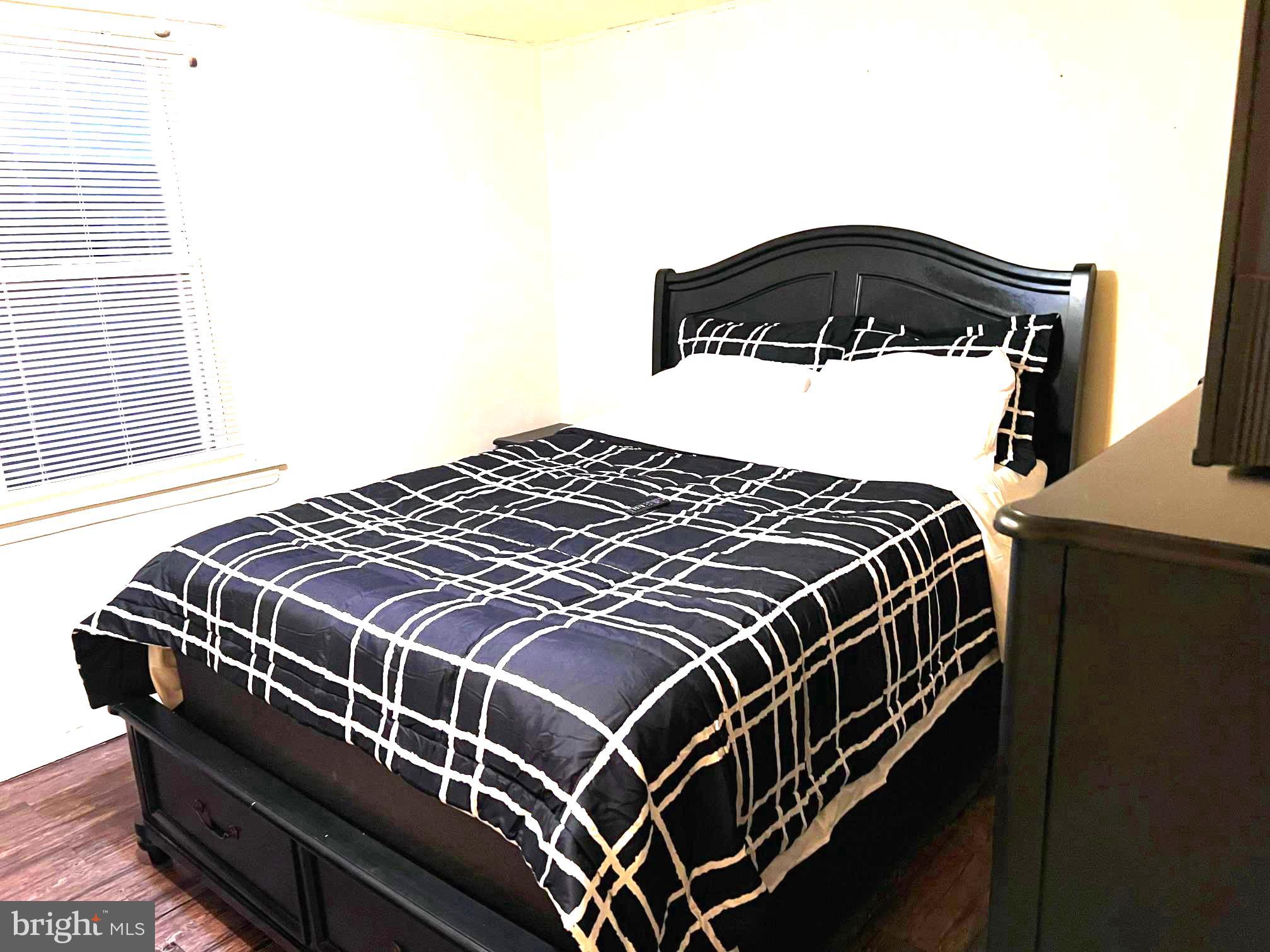 BRIDESBURG - Residential