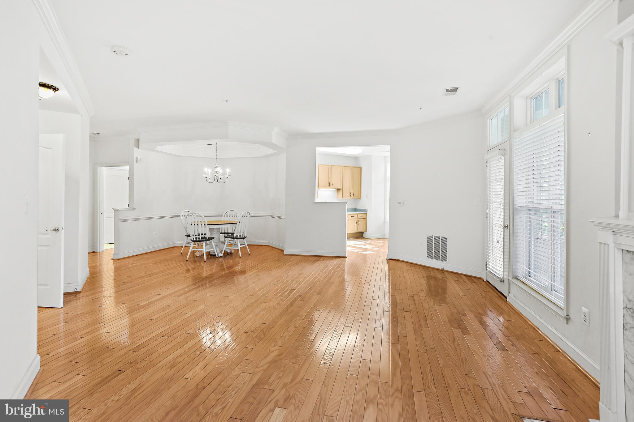 WAVERLY WOODS - Residential