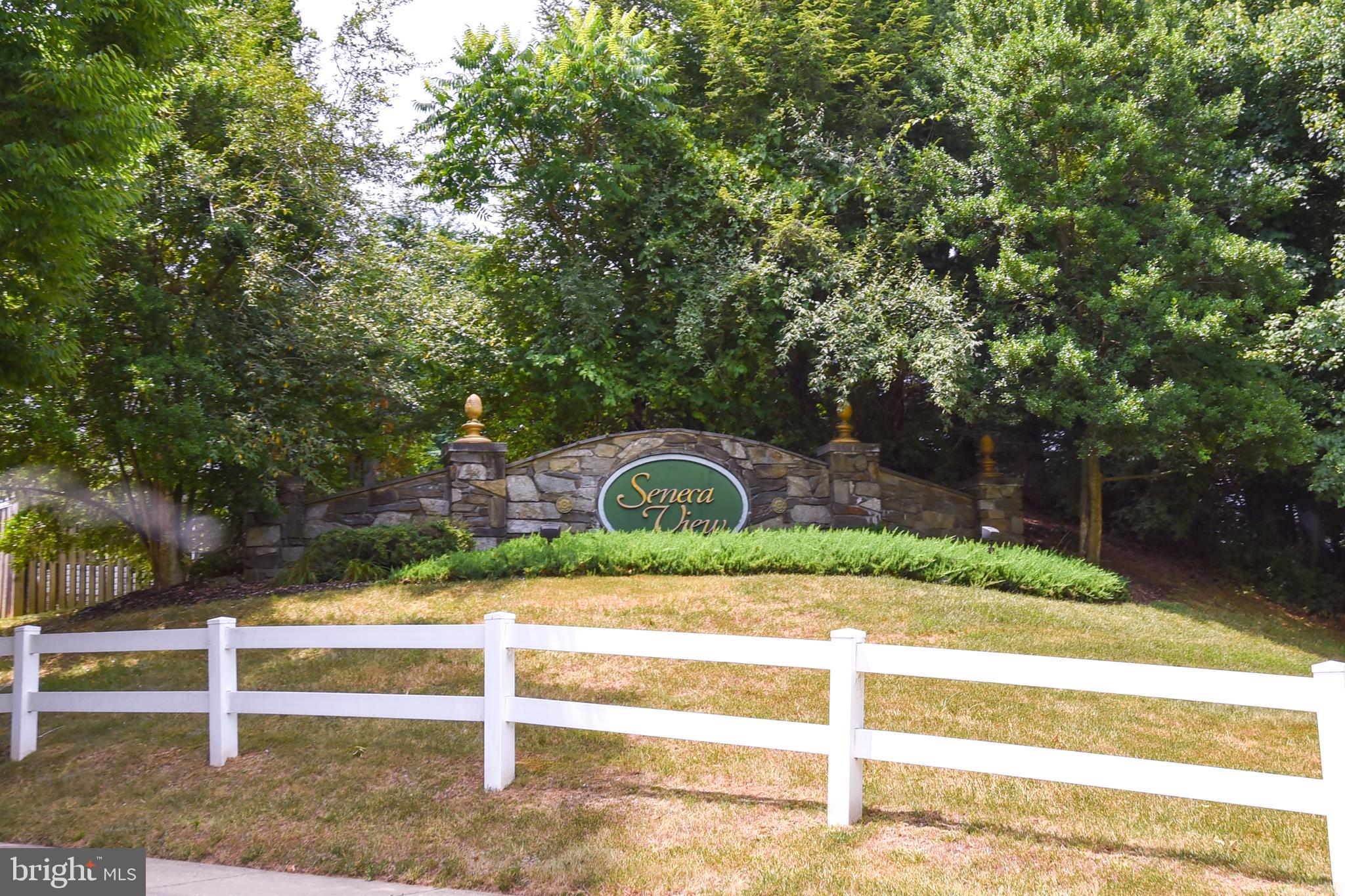 SENECA VIEW ESTATES - Residential