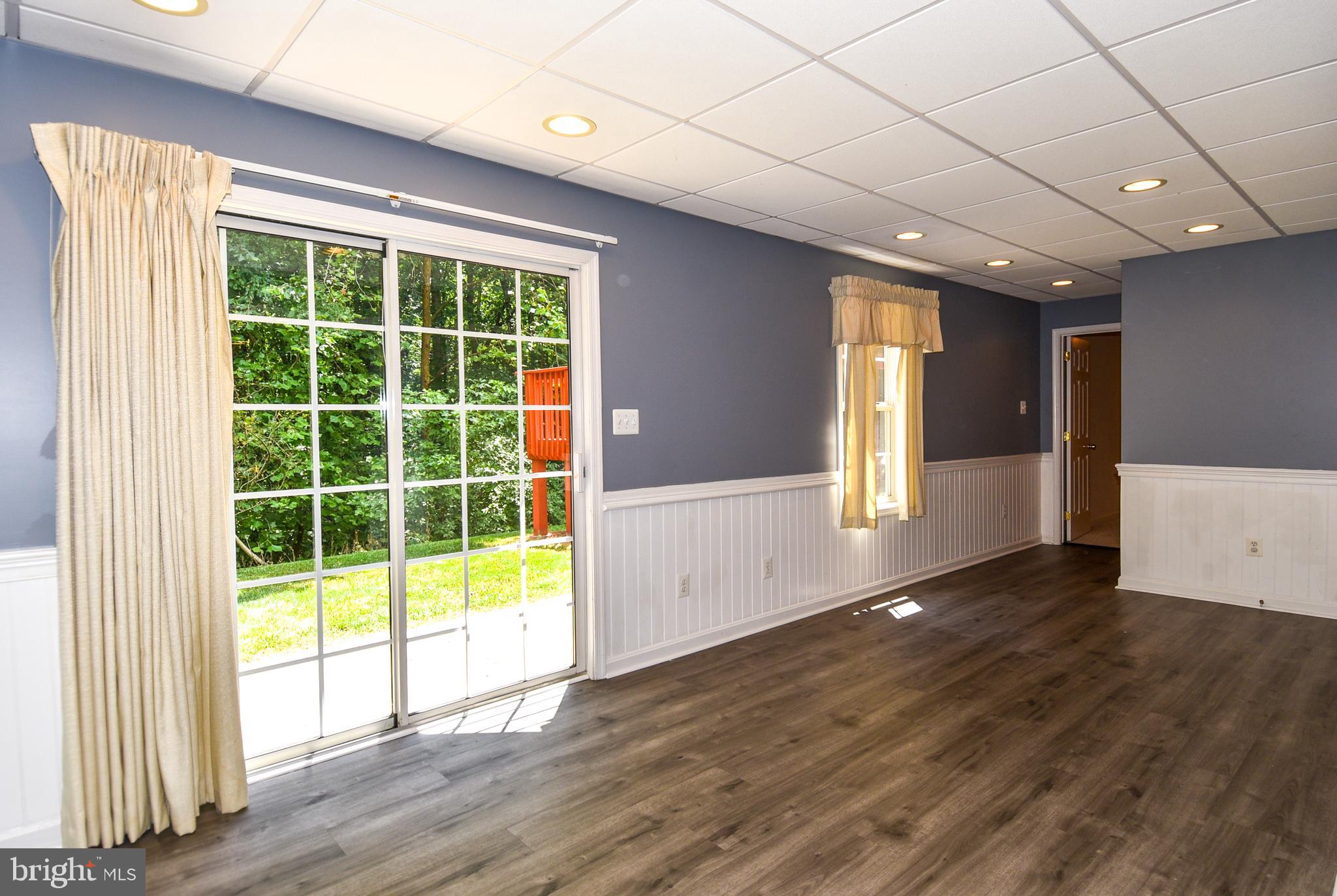 SENECA VIEW ESTATES - Residential