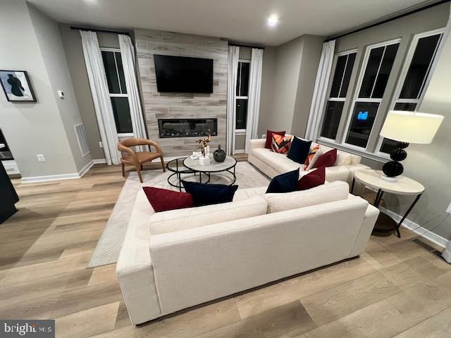 ARCOLA TOWN CENTER - Residential Lease