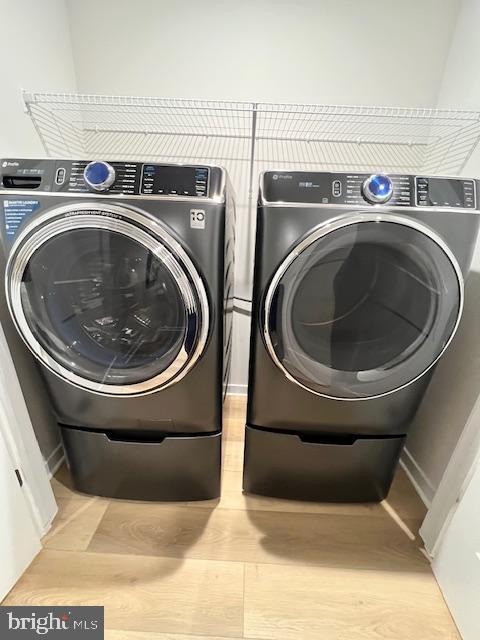 ARCOLA TOWN CENTER - Residential Lease