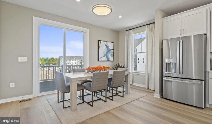 ARCOLA TOWN CENTER - Residential Lease