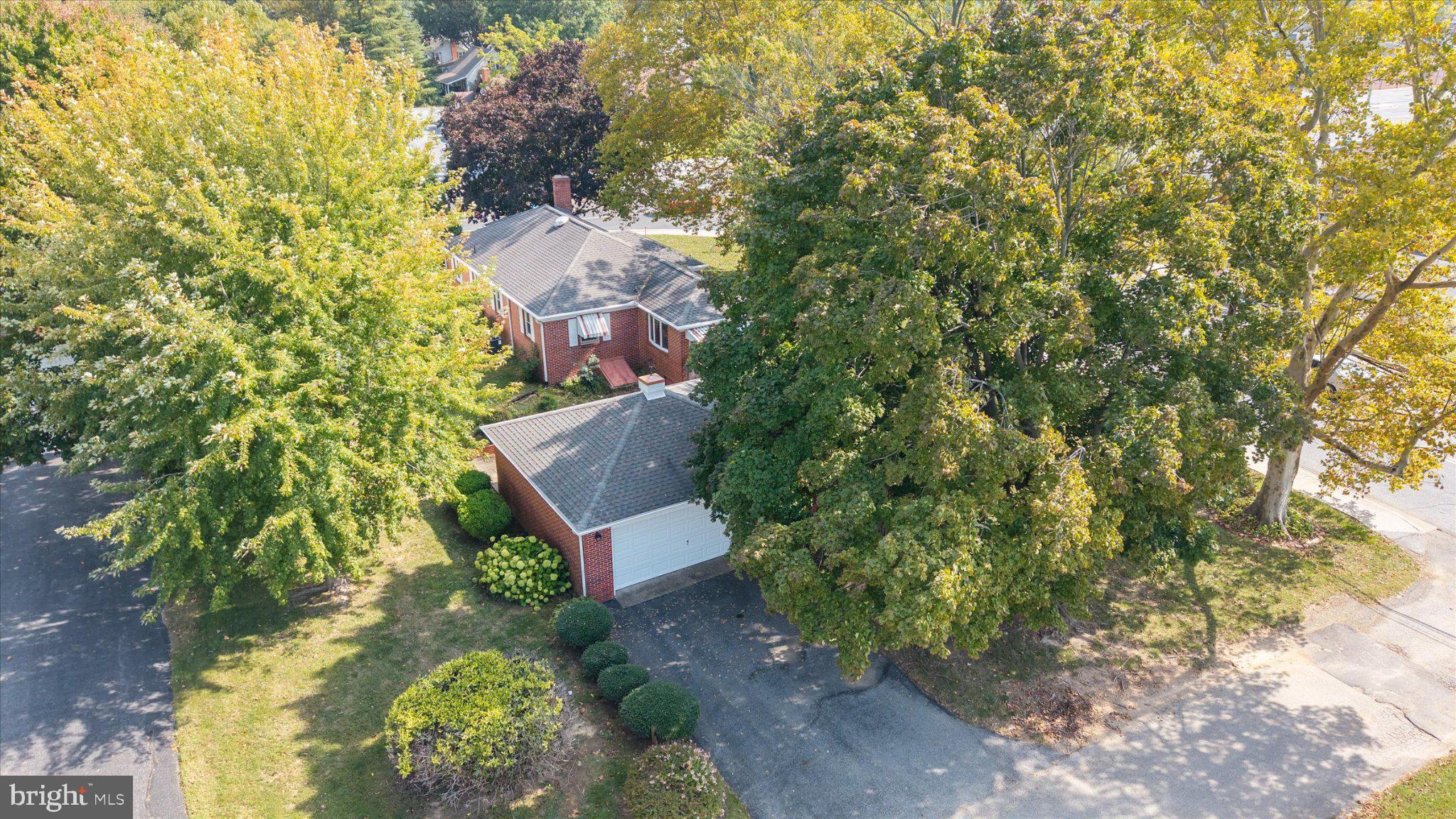 5 WYOMING AVENUE