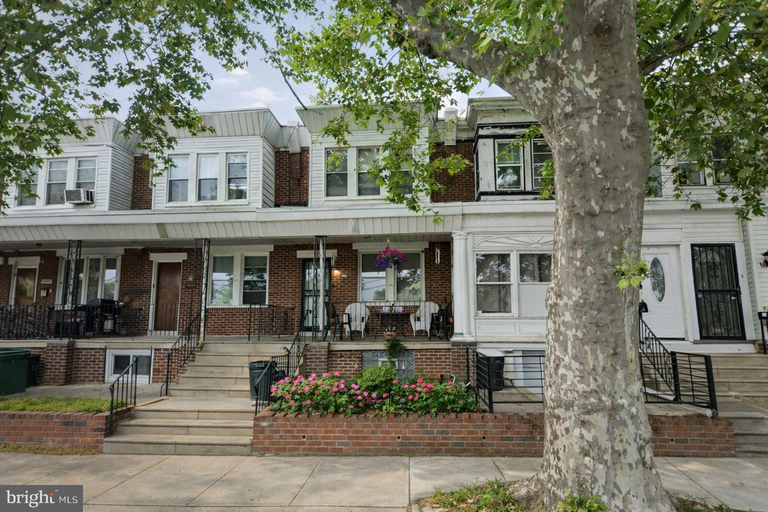 PHILADELPHIA (NORTHEAST) - Residential