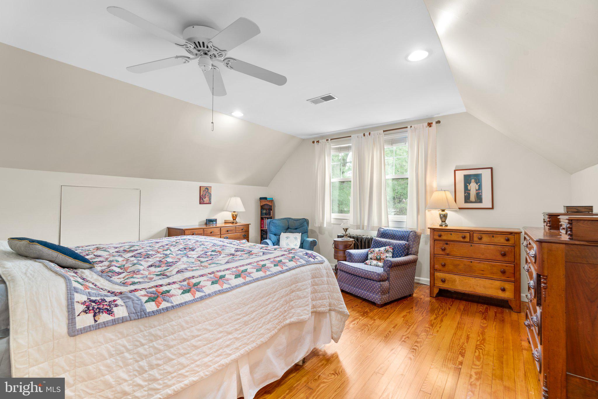 UNIVERSITY PARK - Residential