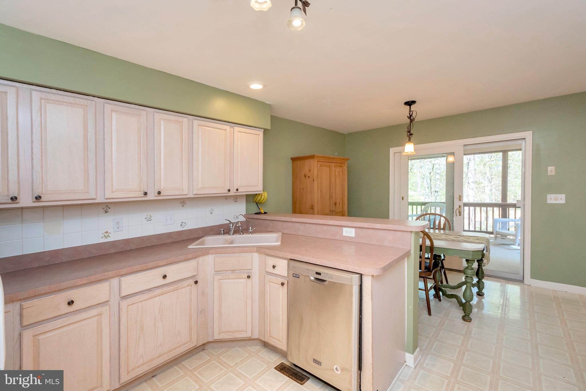 LAKE OF THE WOODS - Residential