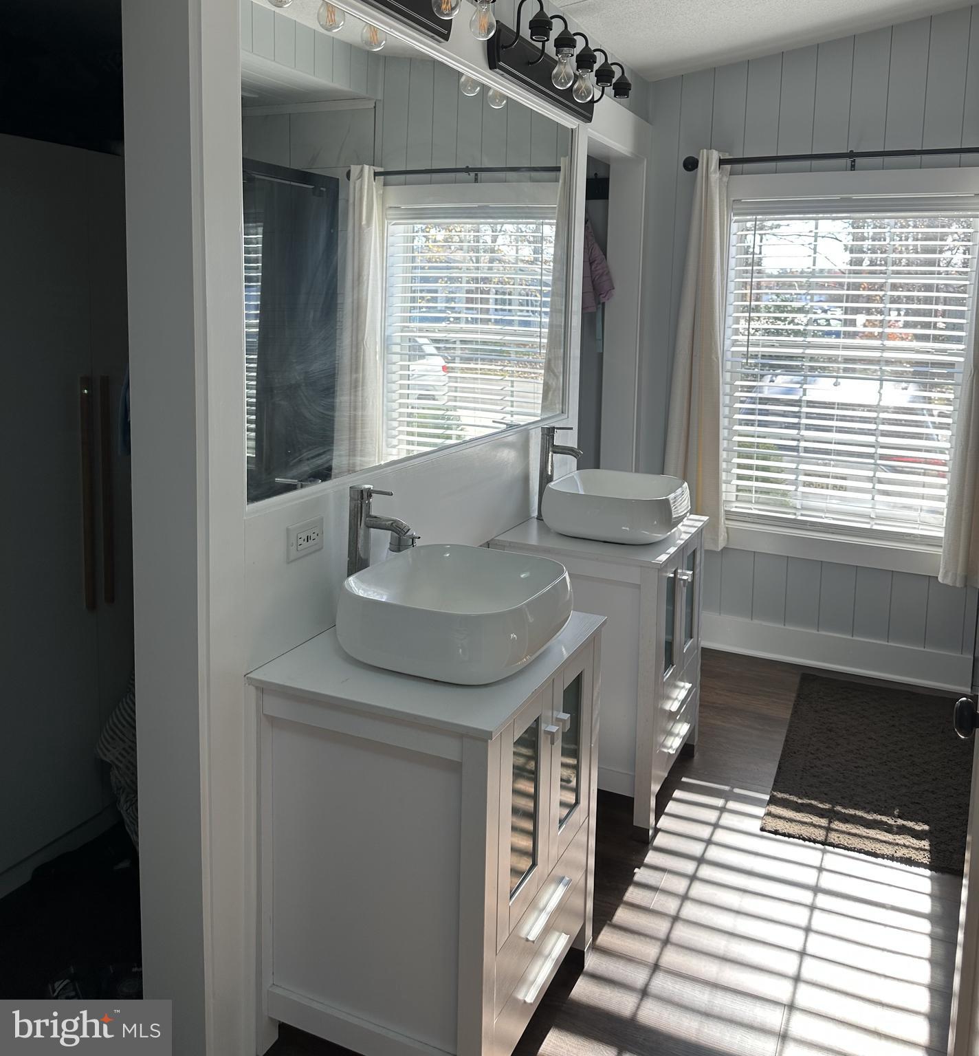 ENCHANTED ACRES - Residential