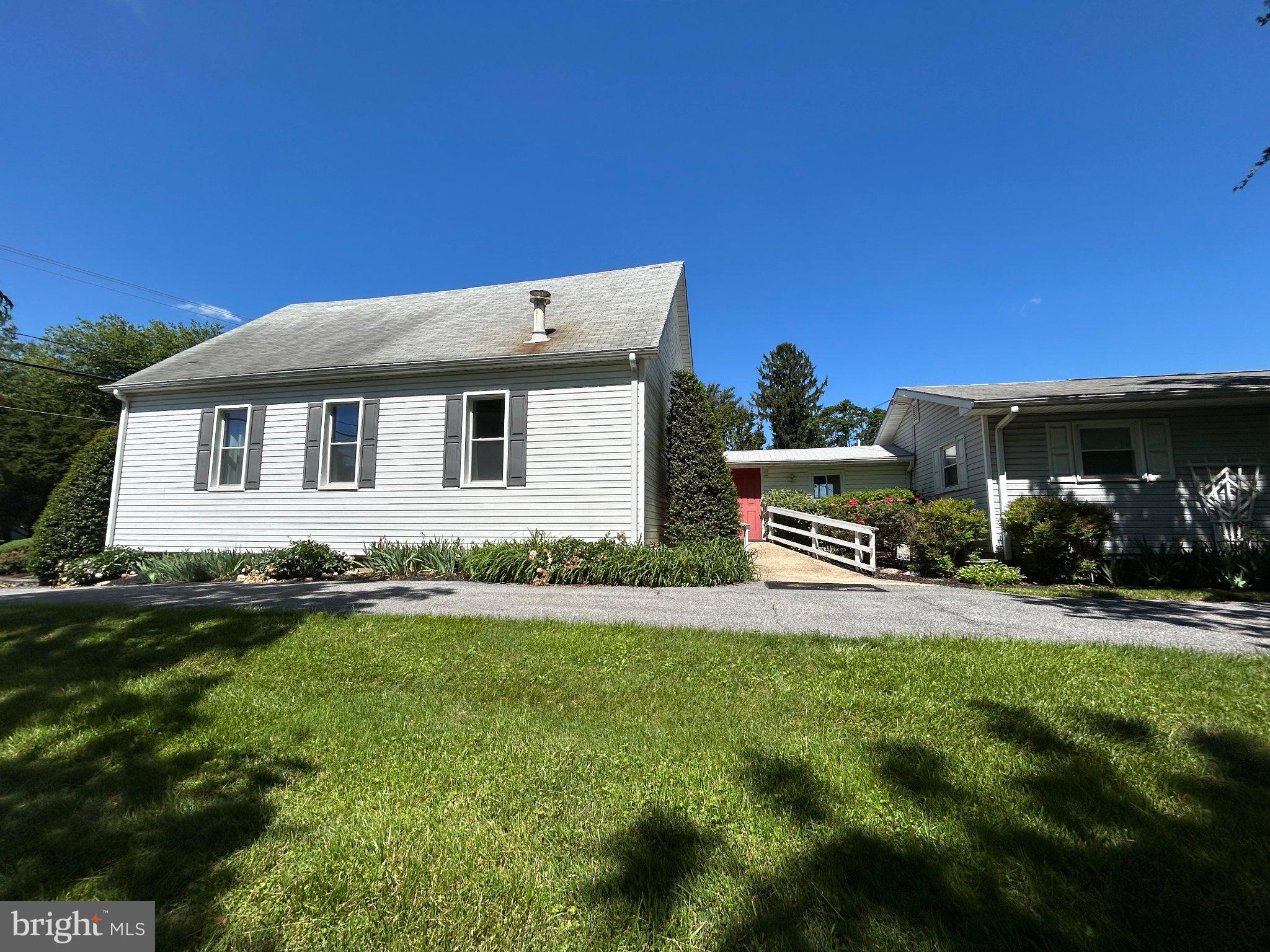 4871 TEN OAKS ROAD