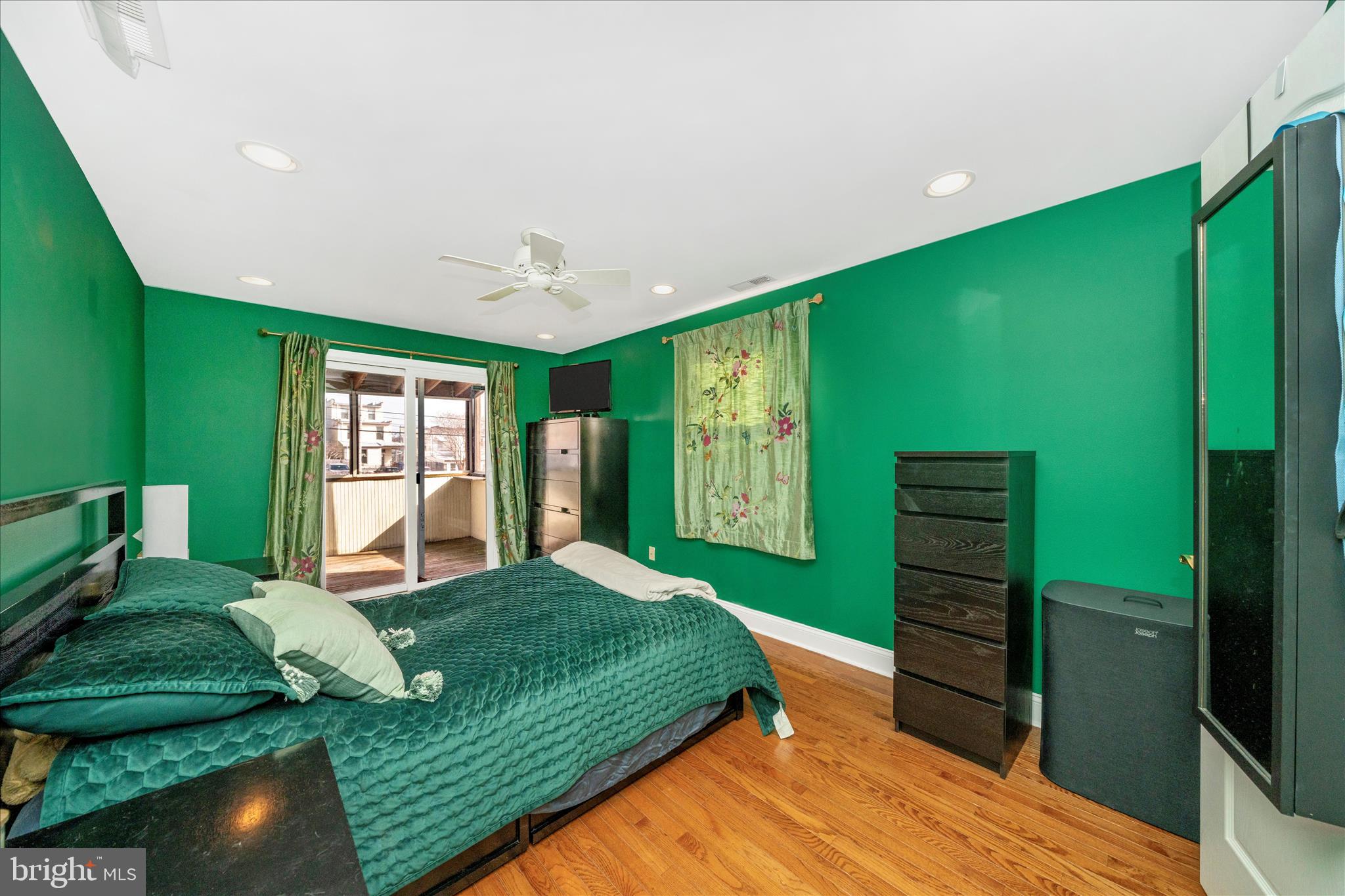 HAMPDEN HISTORIC DISTRICT - Residential