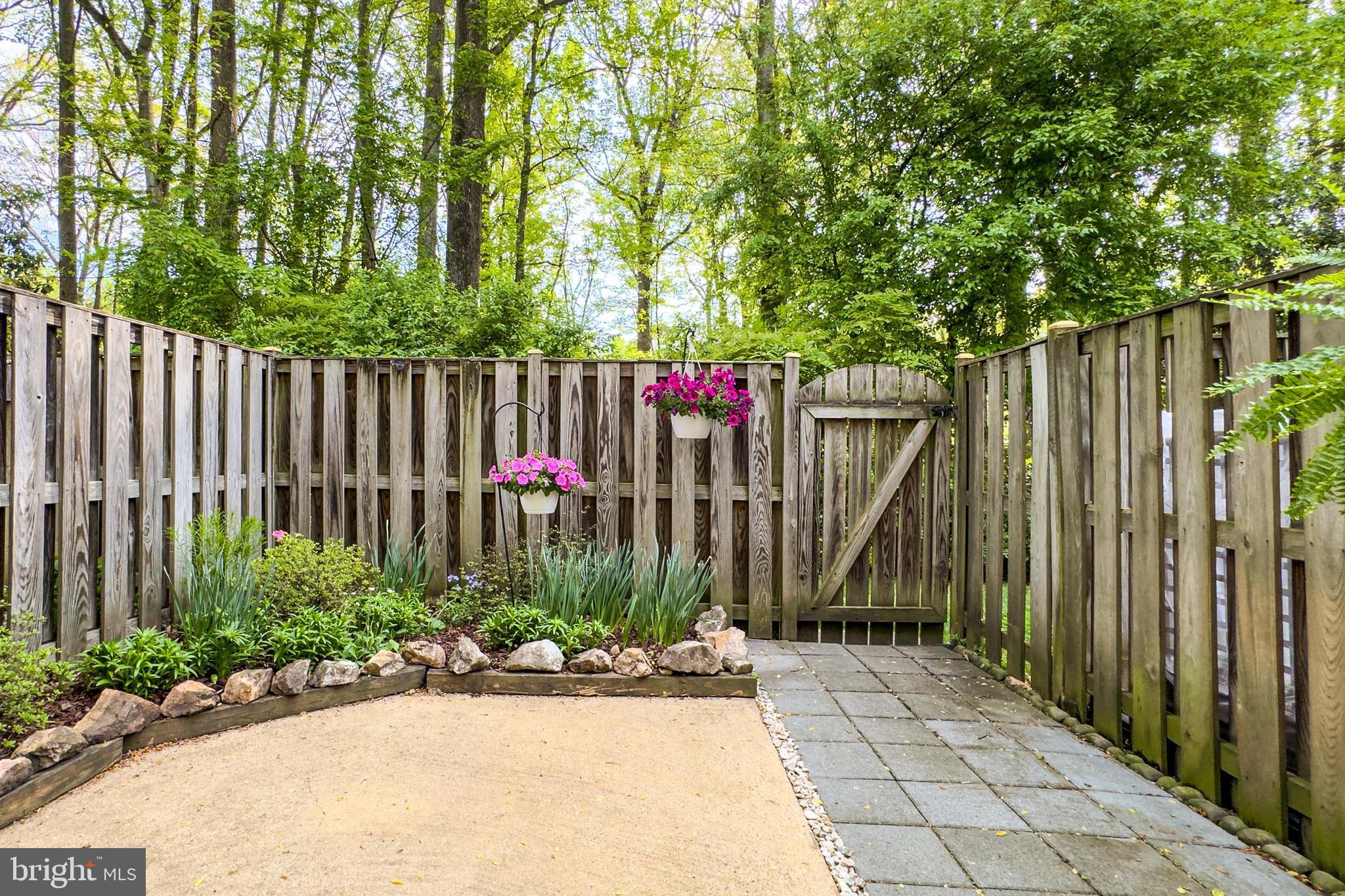 WOODWALK - Residential