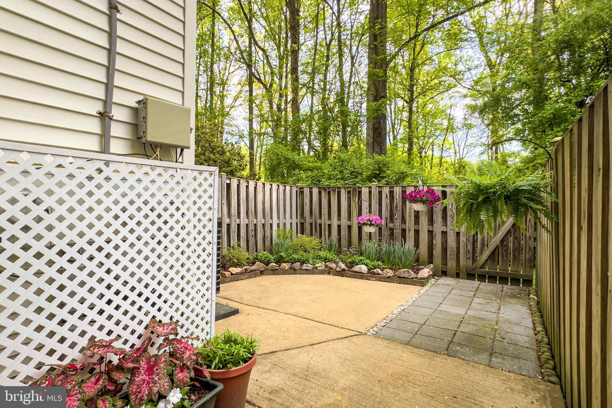 WOODWALK - Residential