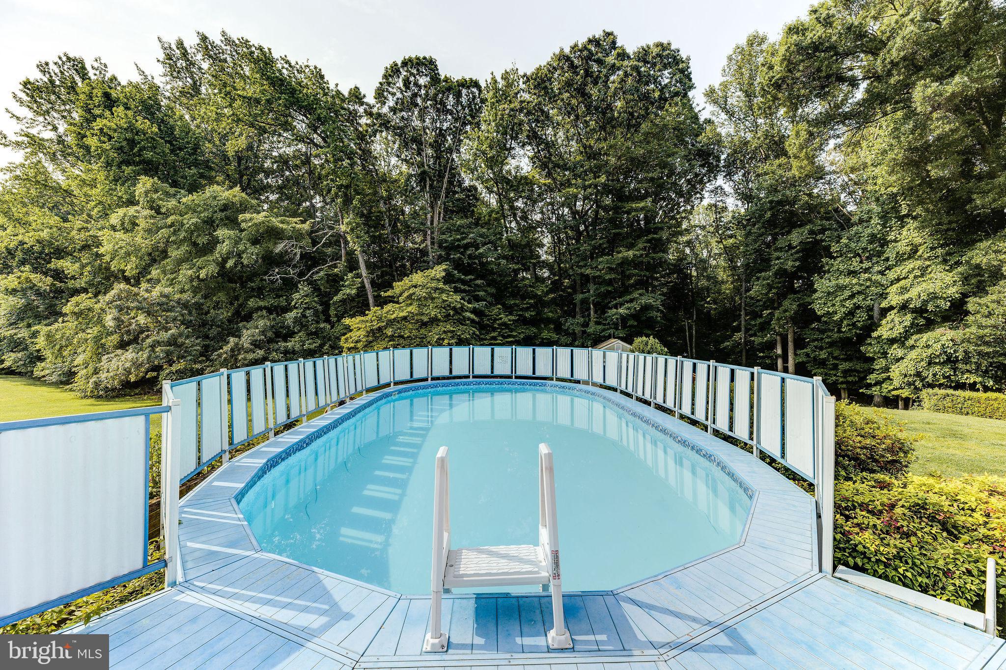 ASHWOOD MANOR - Residential