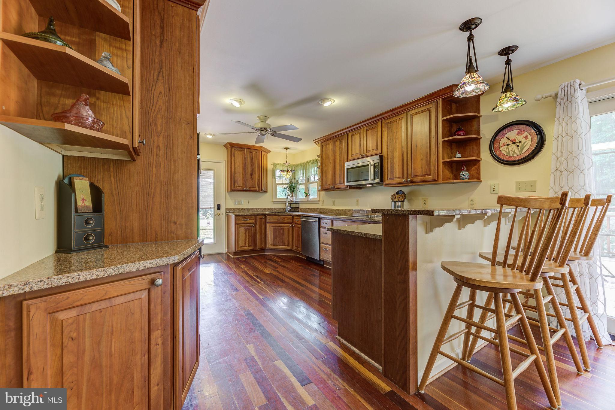 ASHWOOD MANOR - Residential