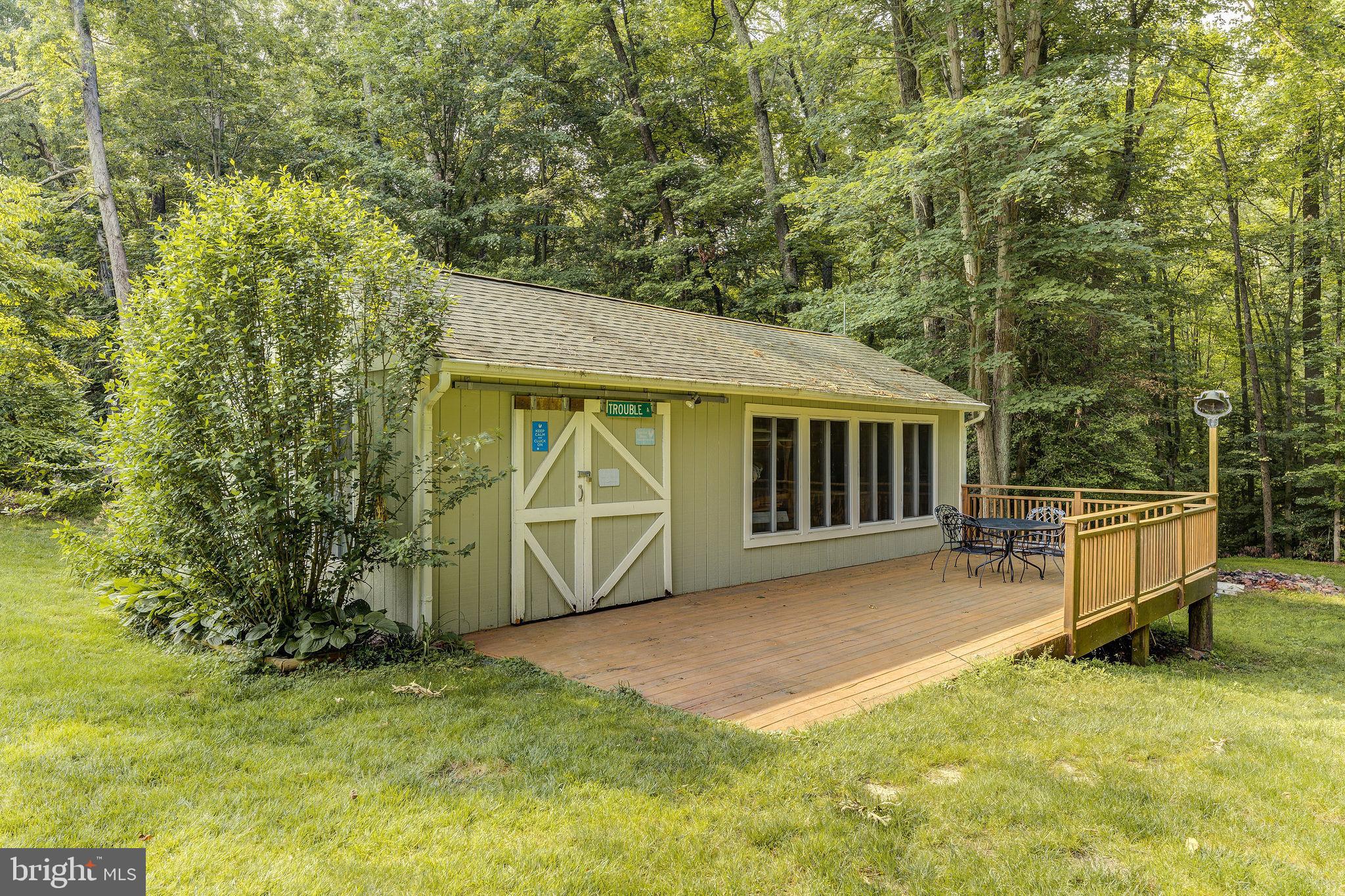 ASHWOOD MANOR - Residential