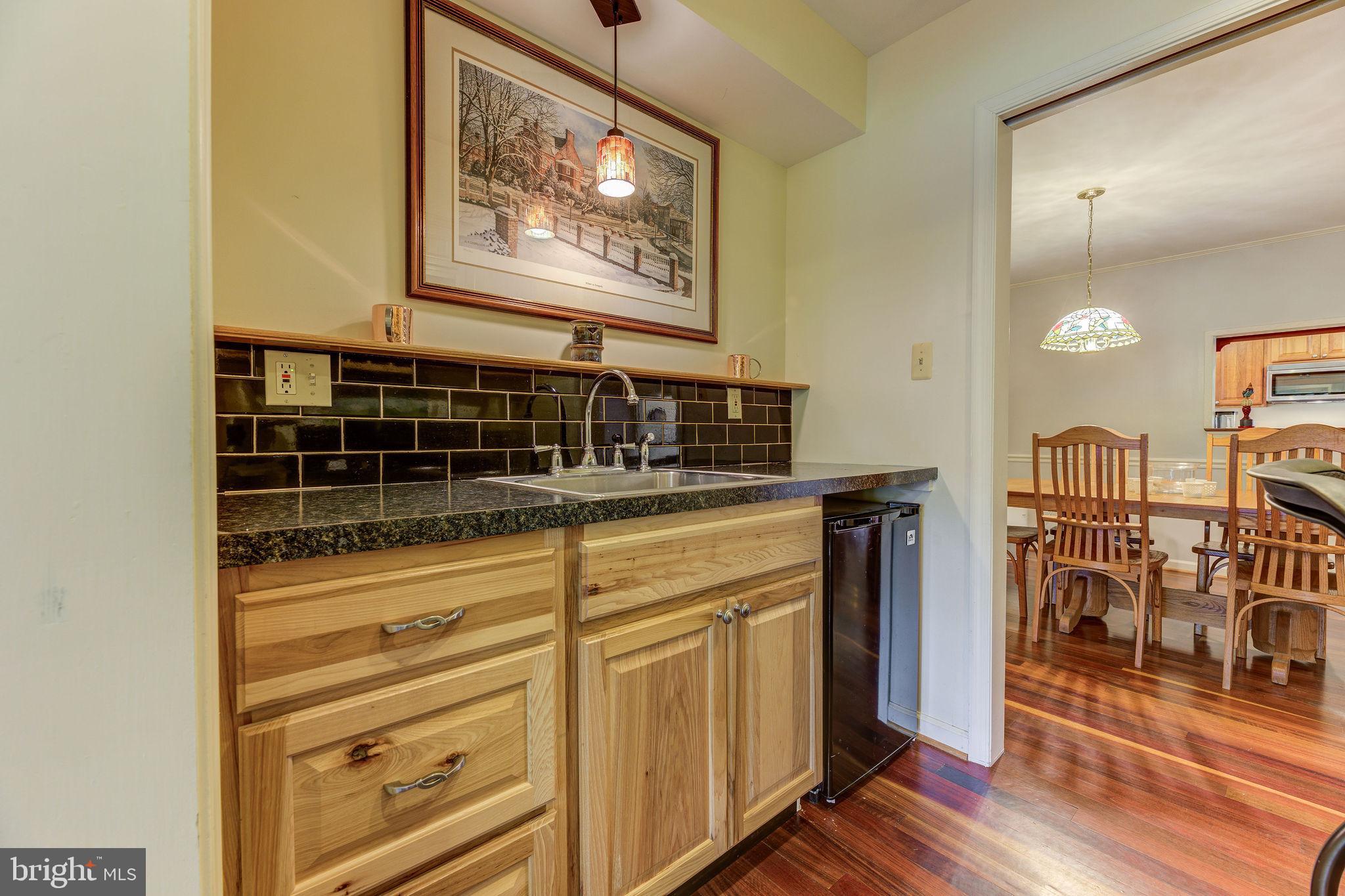 ASHWOOD MANOR - Residential