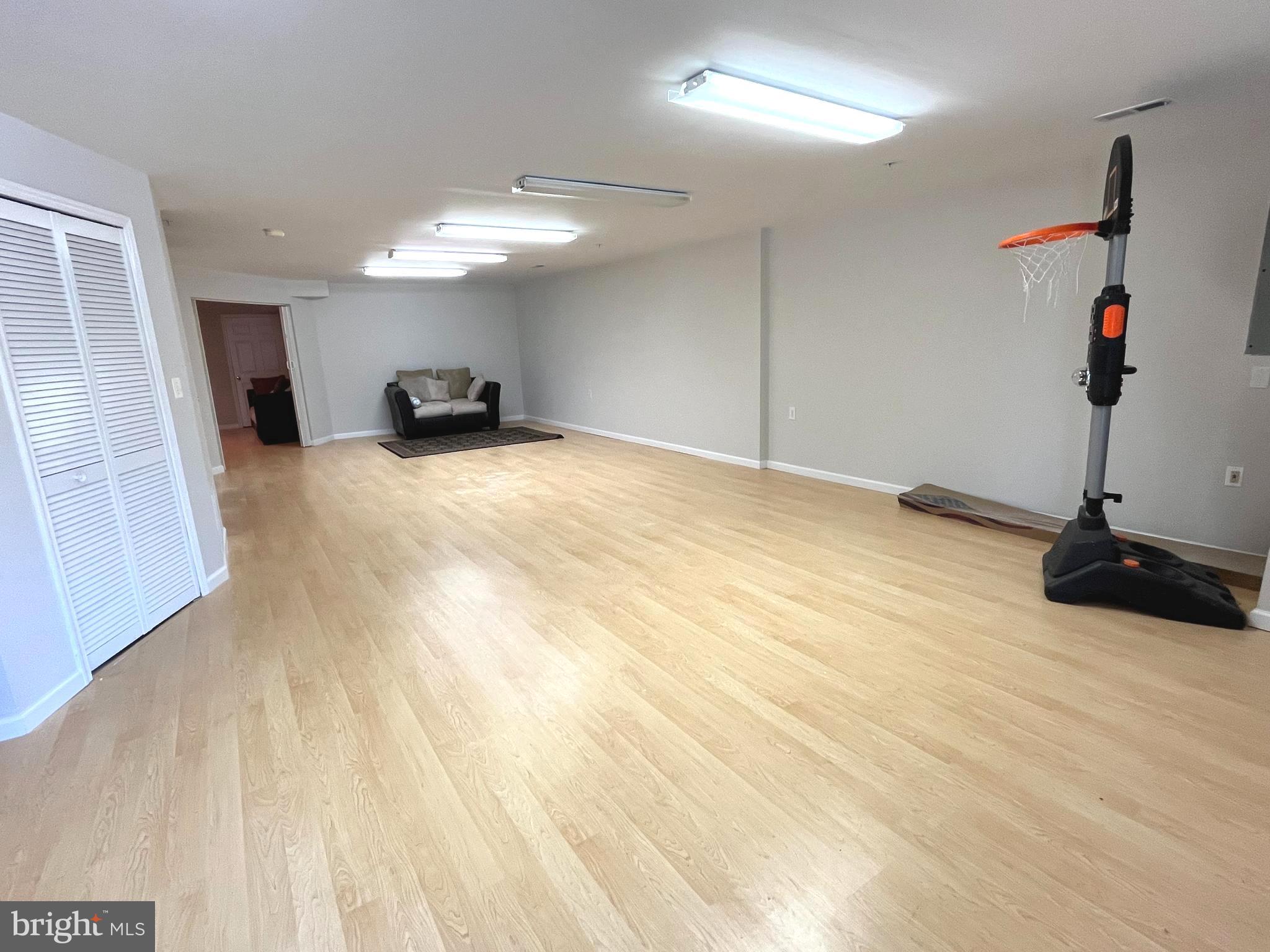 DEER CREEK - Residential Lease