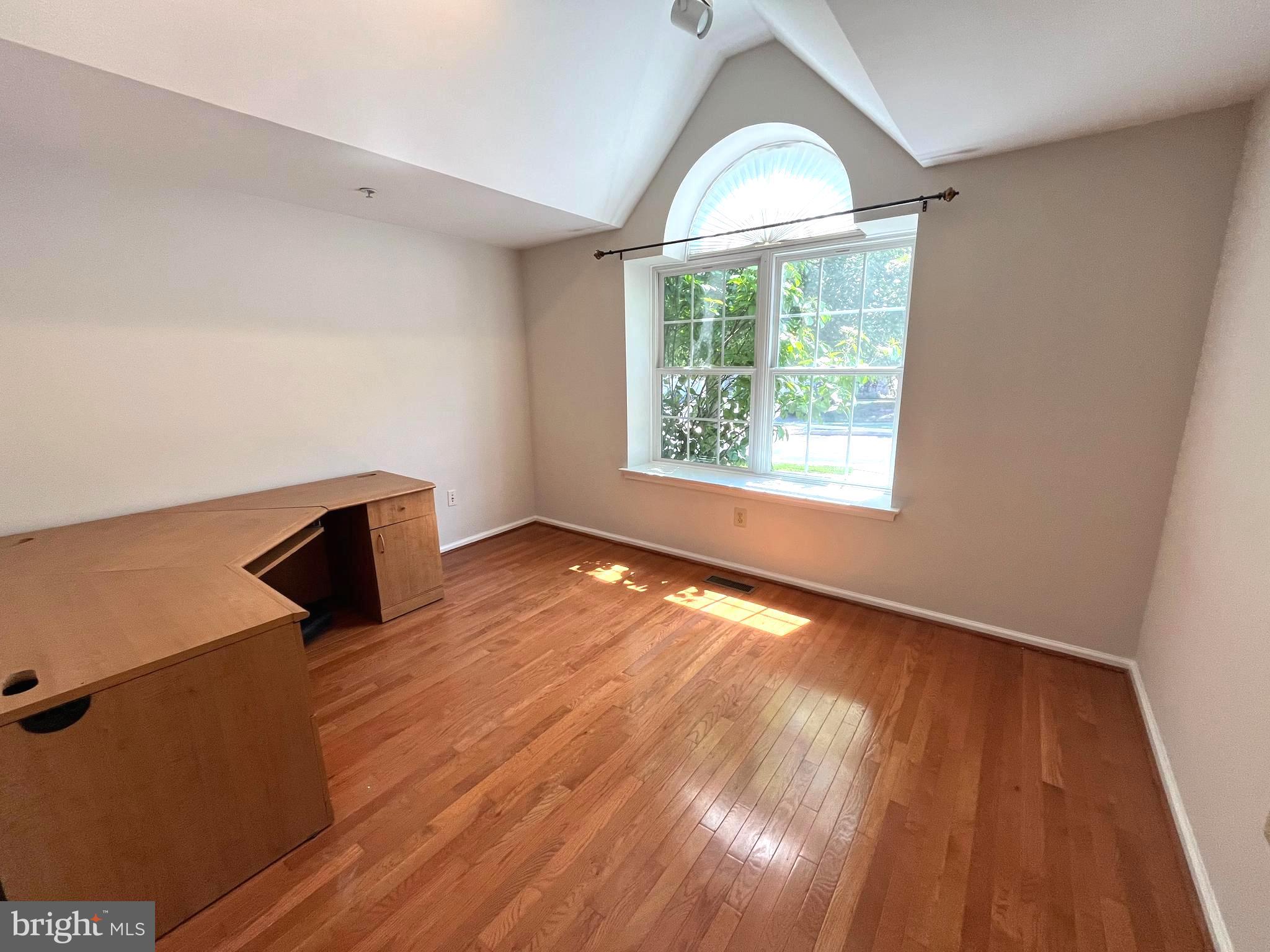 DEER CREEK - Residential Lease