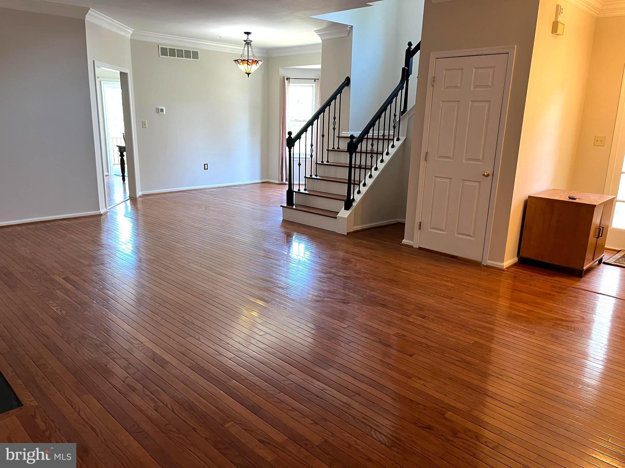 DEER CREEK - Residential Lease