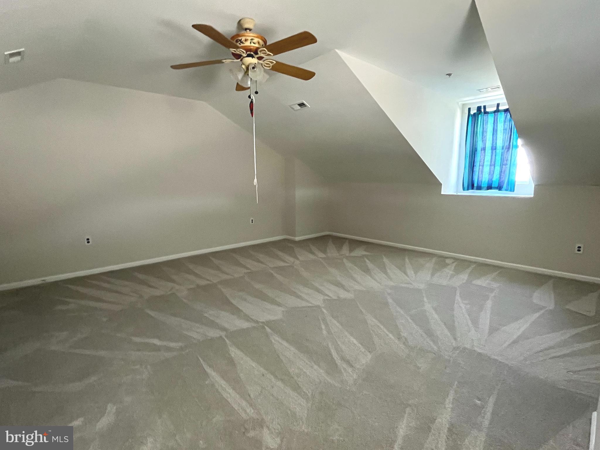 DEER CREEK - Residential Lease